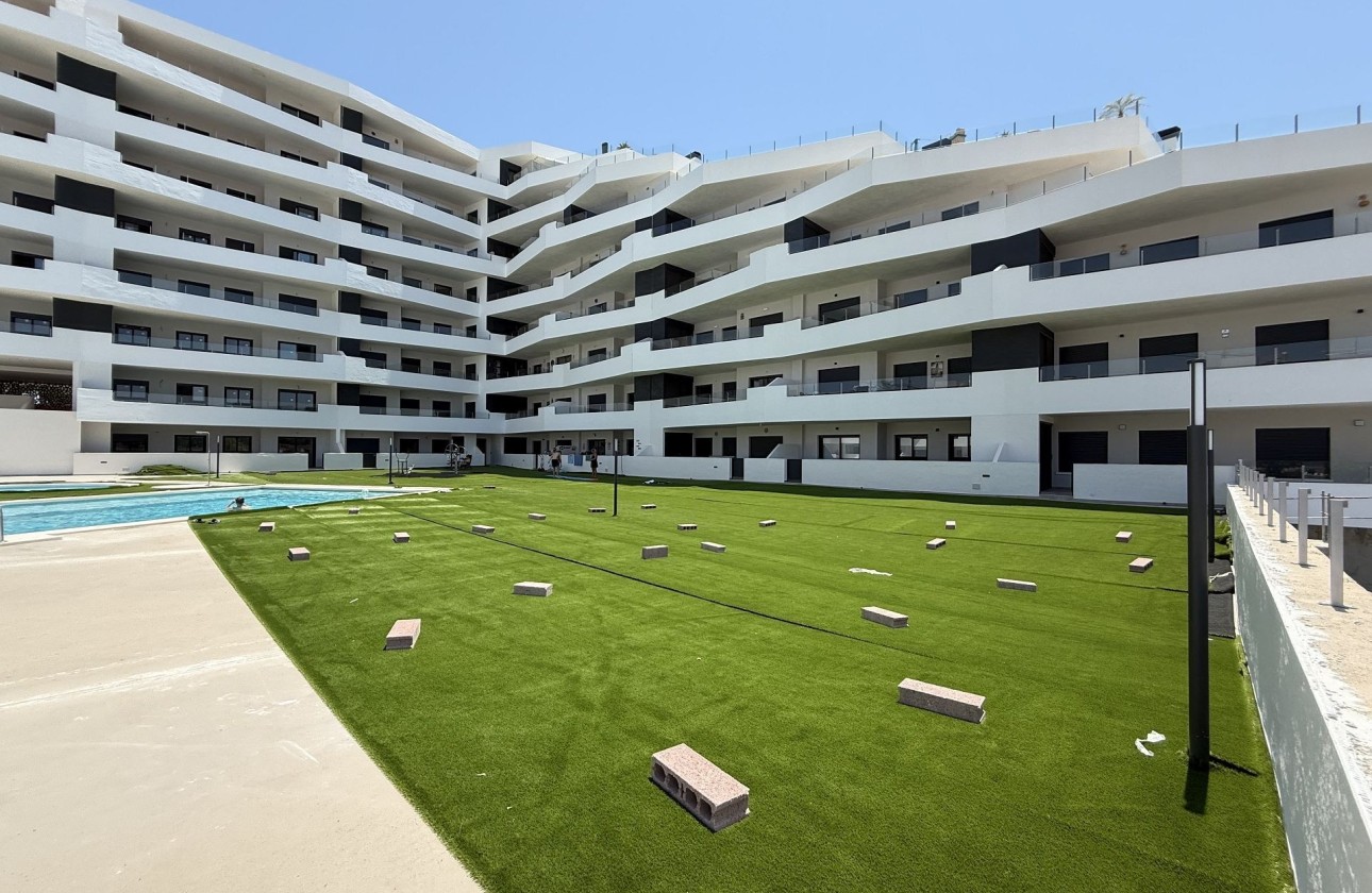 Sale - Apartment Flat -
San Miguel de Salinas - Inland