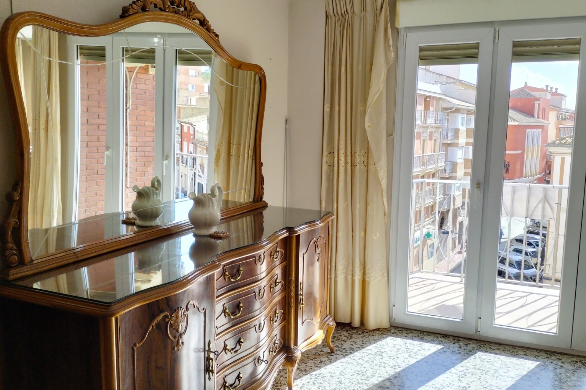 Sale - Apartment Flat -
SAX - Inland
