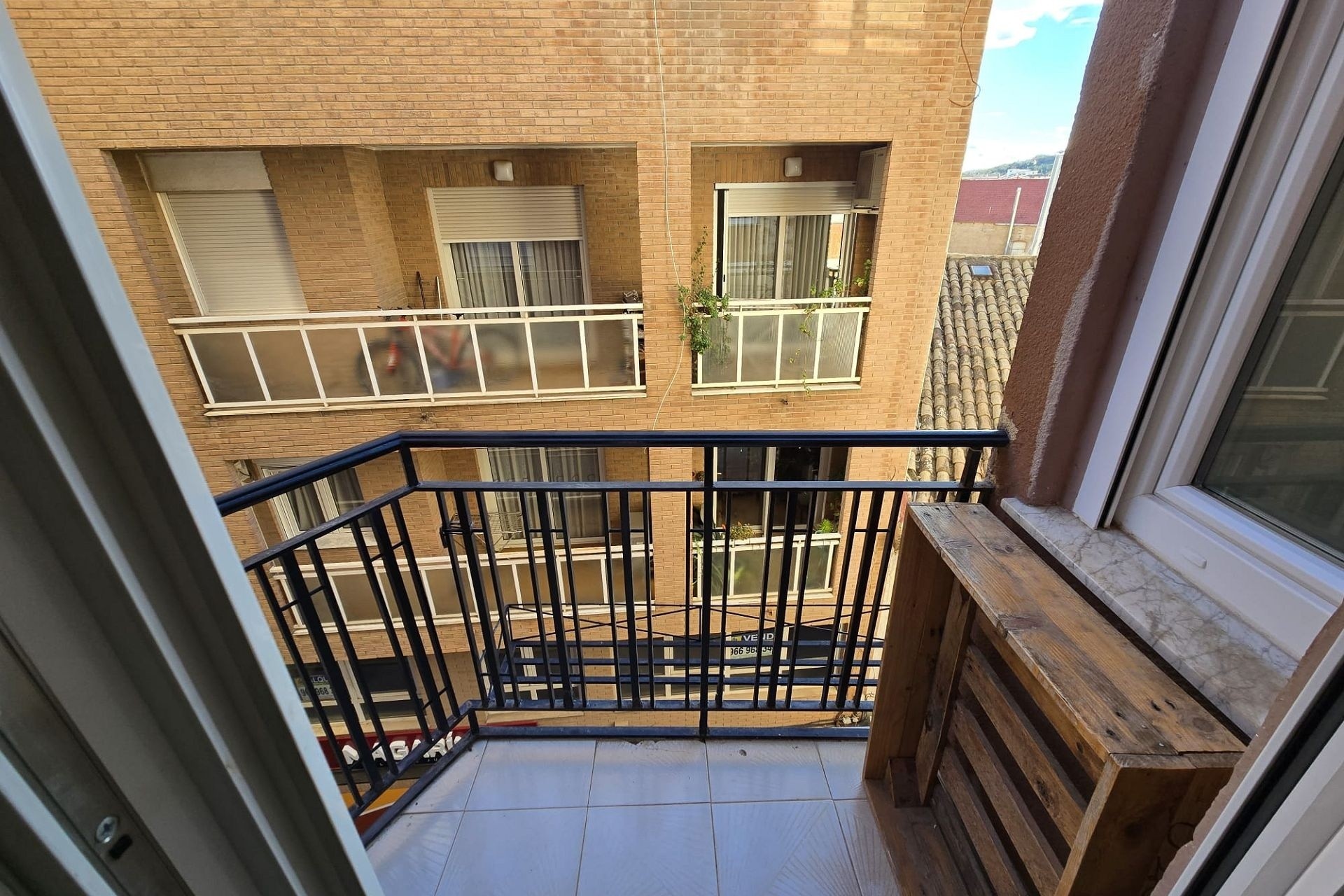 Sale - Apartment Flat -
SAX