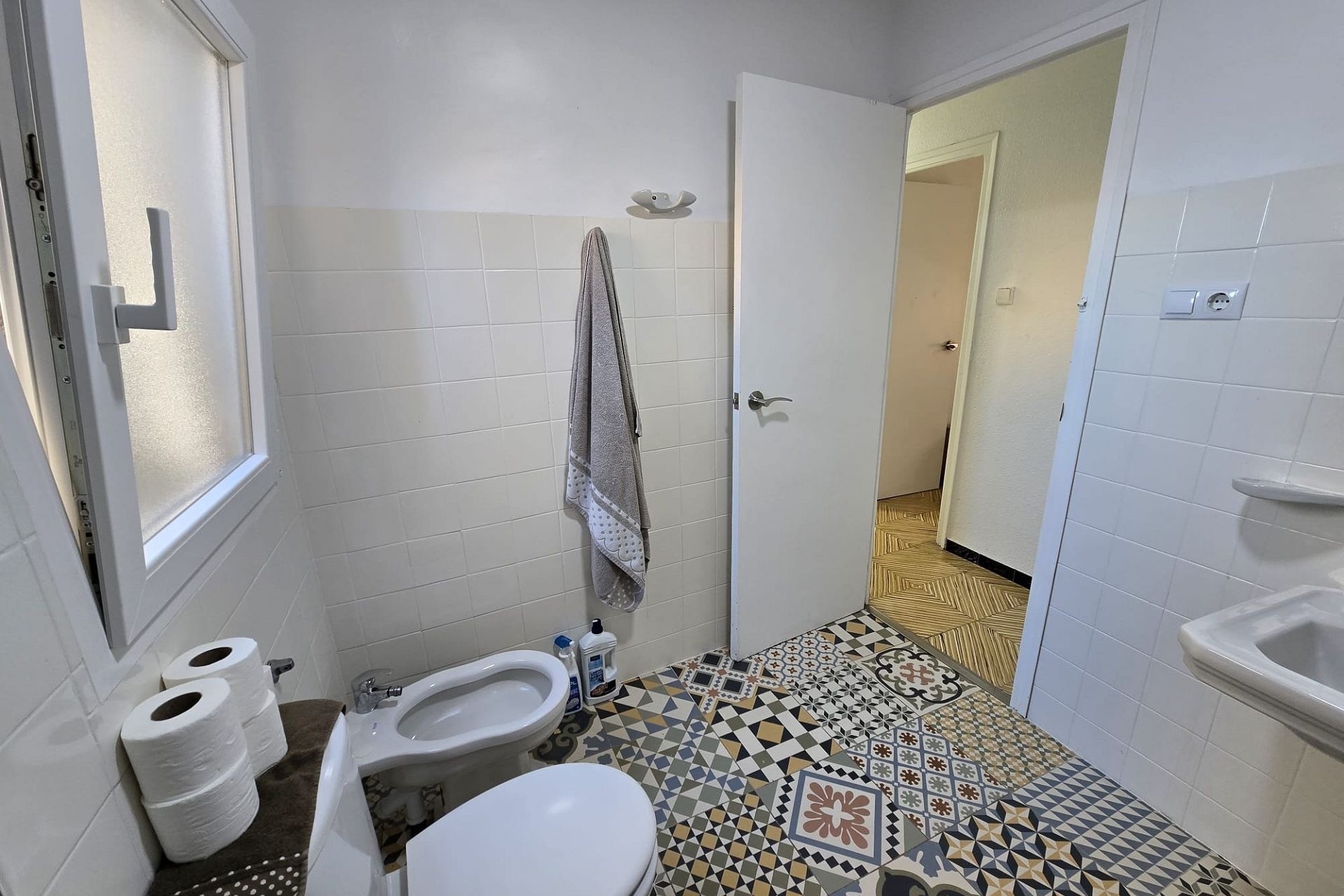 Sale - Apartment Flat -
SAX