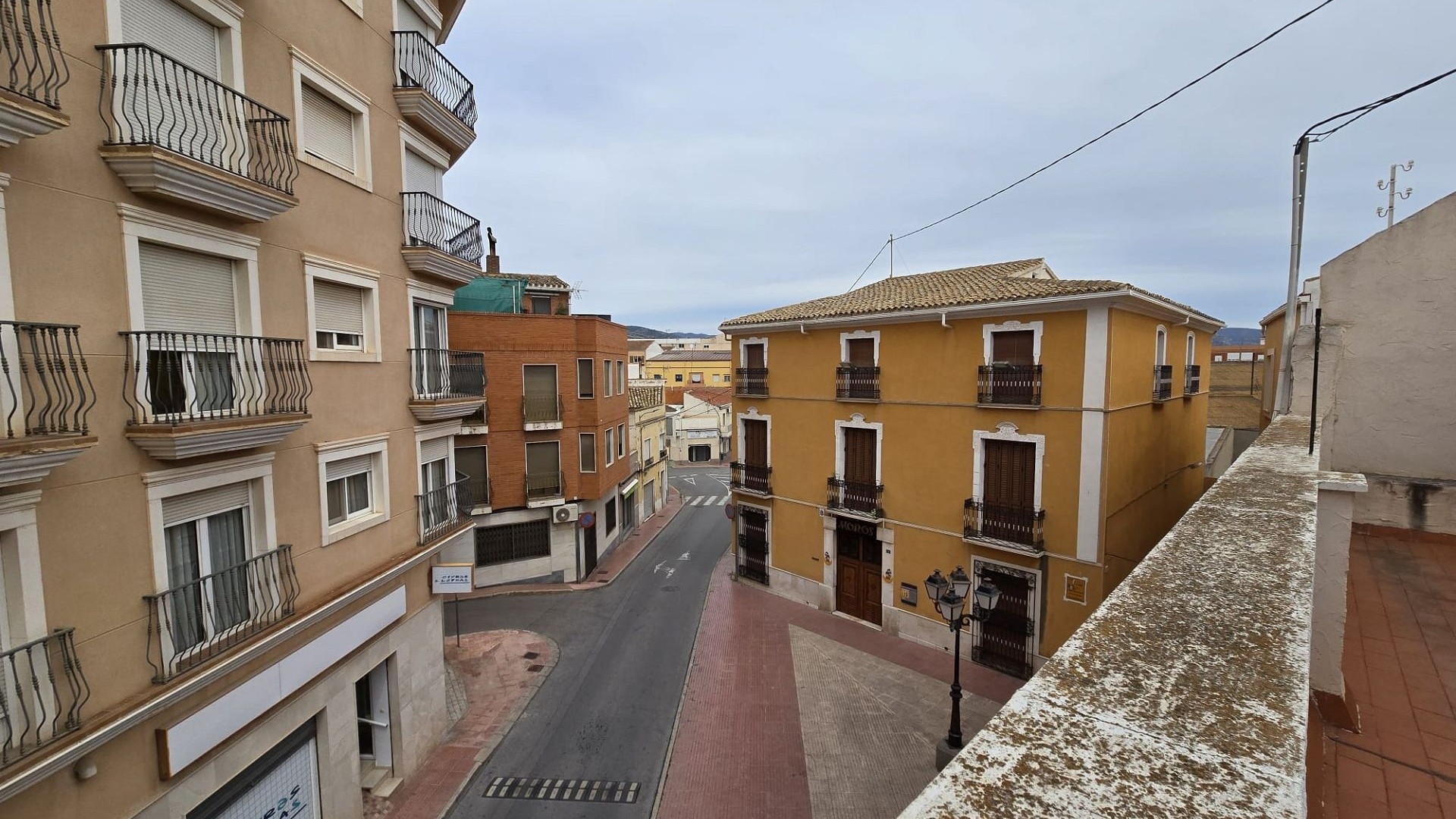 Sale - Apartment Flat -
SAX