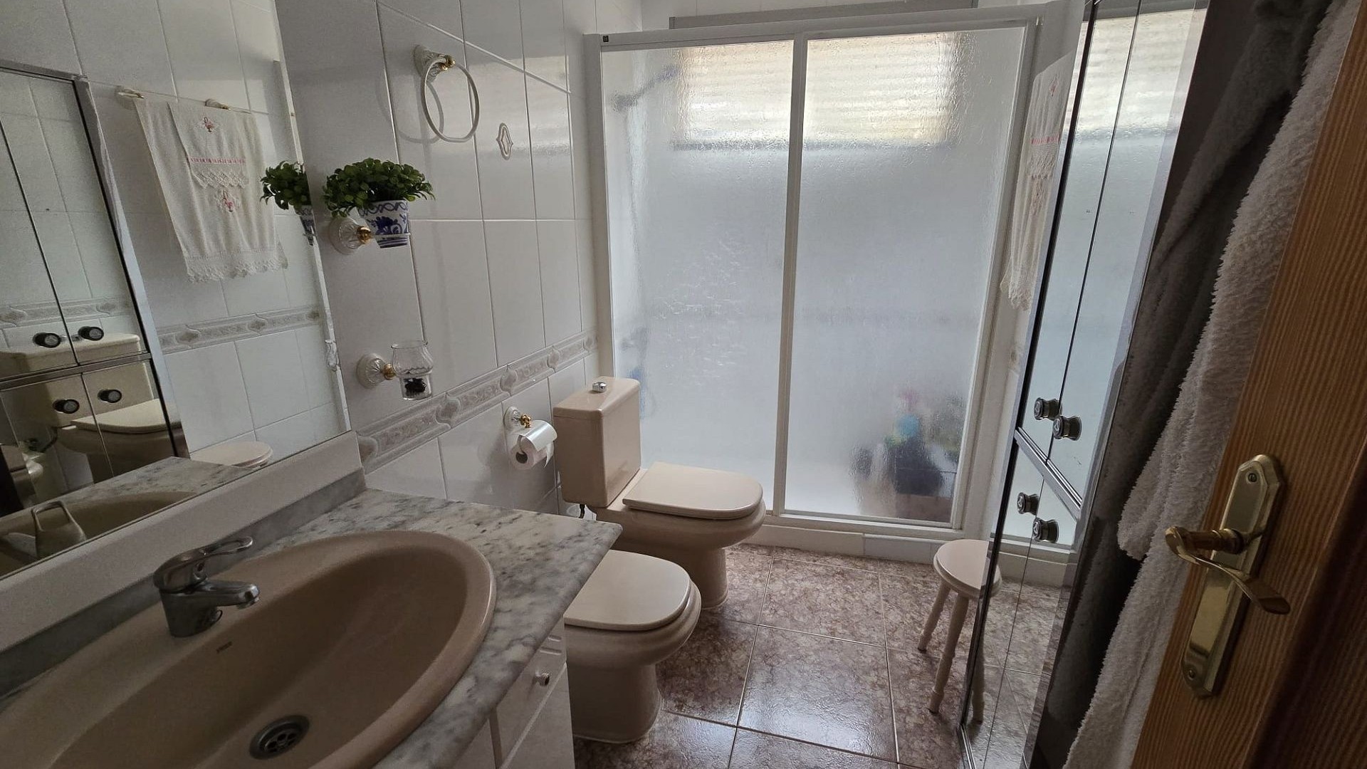 Sale - Apartment Flat -
SAX