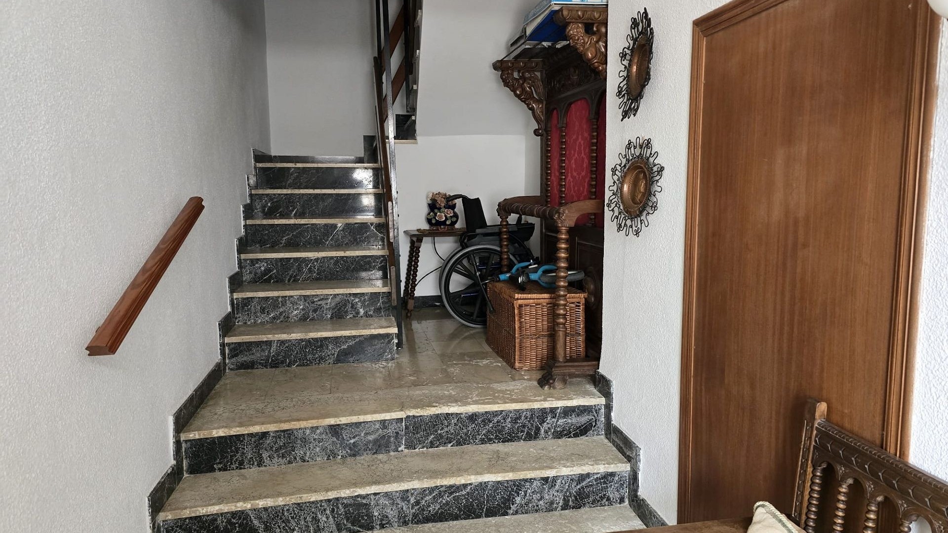 Sale - Apartment Flat -
SAX