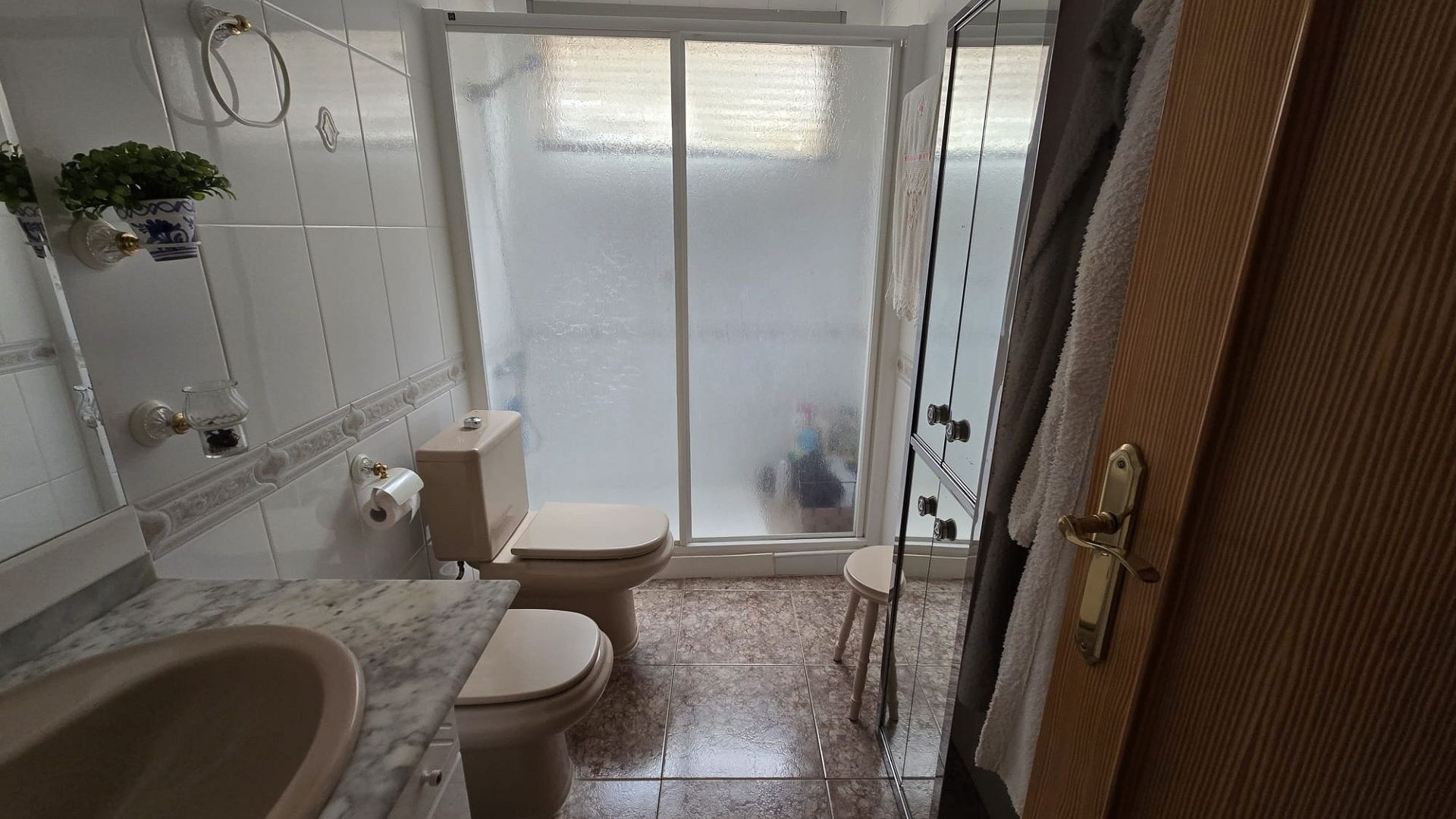 Sale - Apartment Flat -
SAX