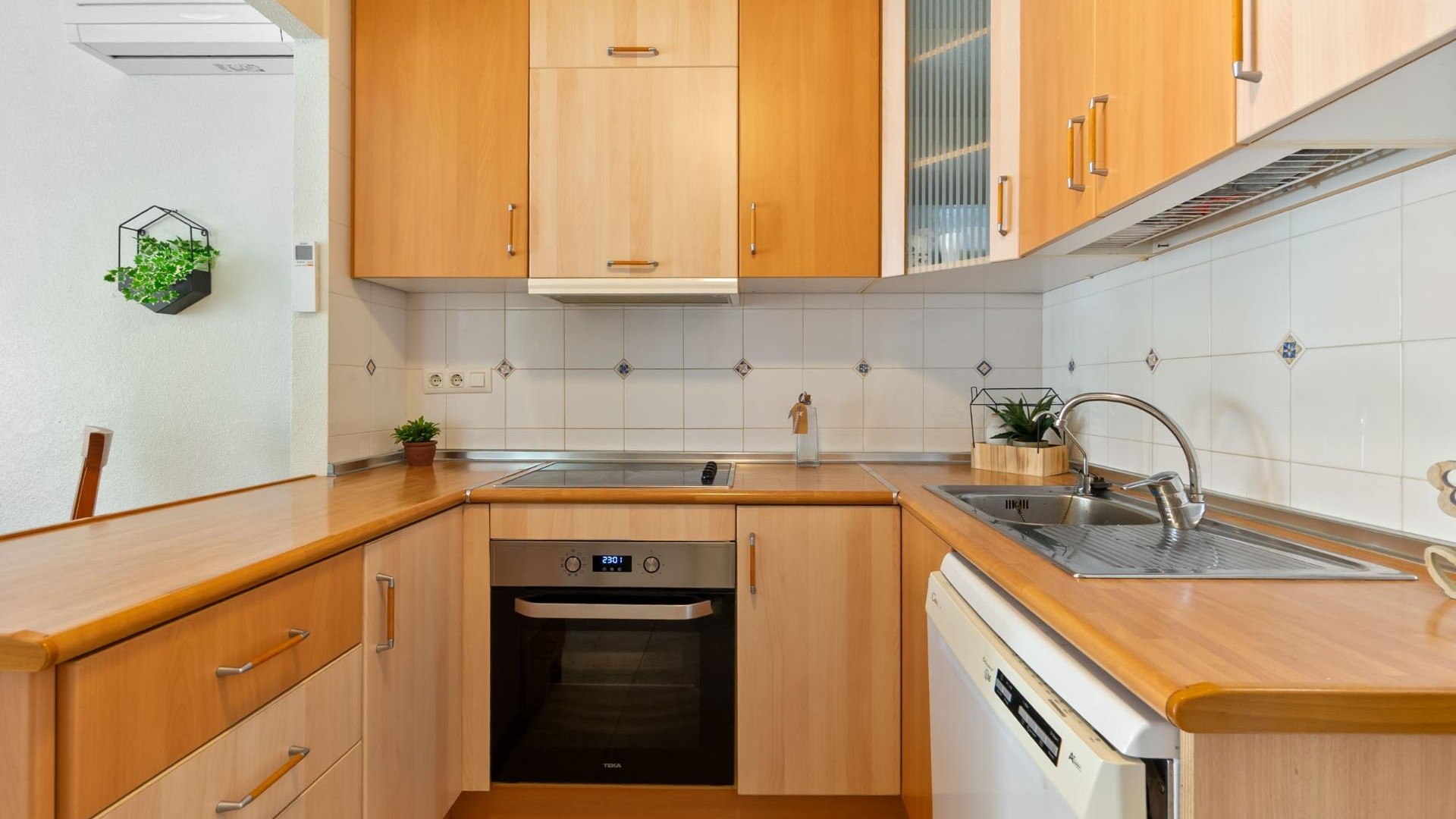 Sale - Apartment Flat -
Torrevieja - Aguas Nuevas