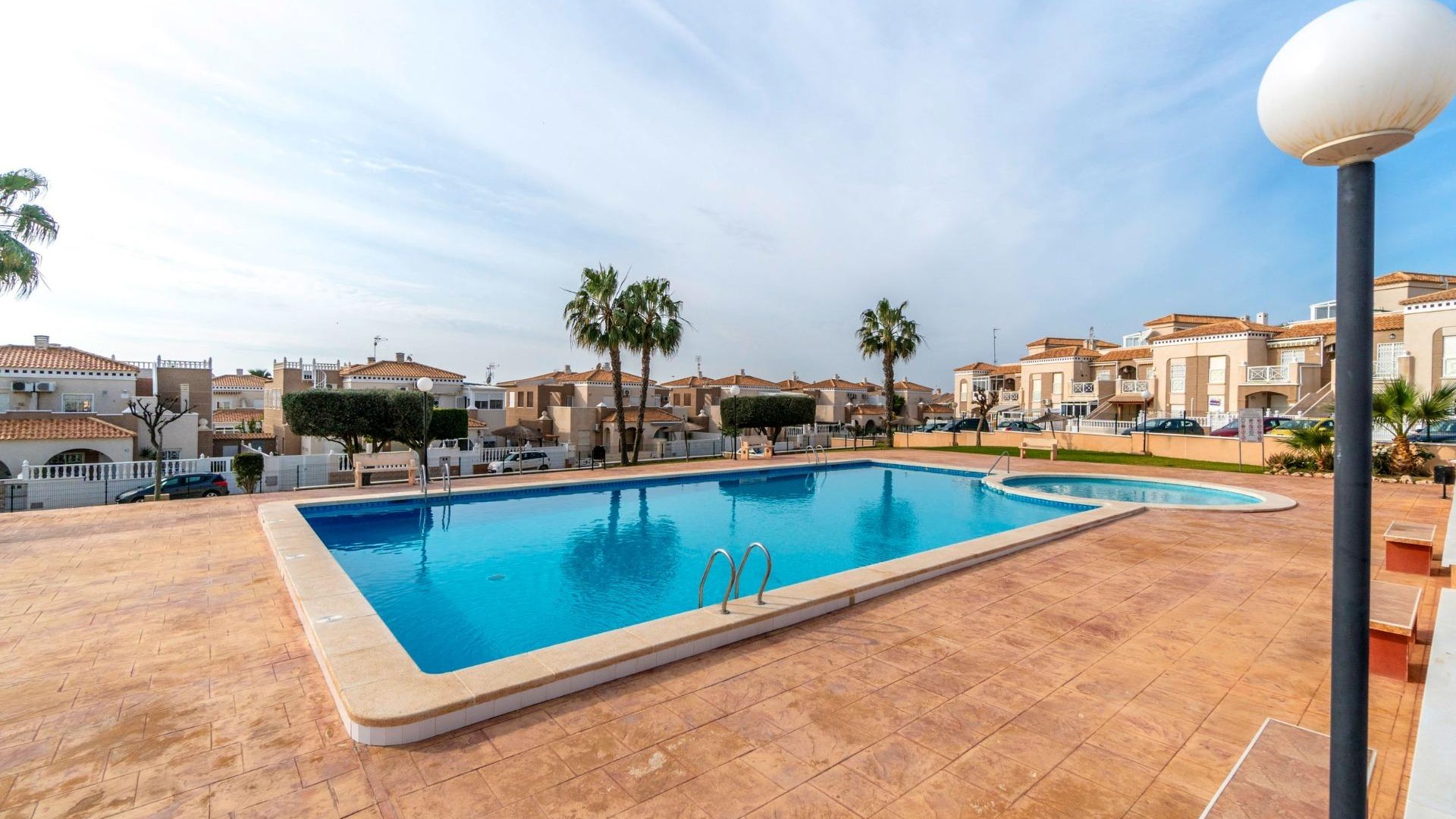 Sale - Apartment Flat -
Torrevieja - Aguas Nuevas