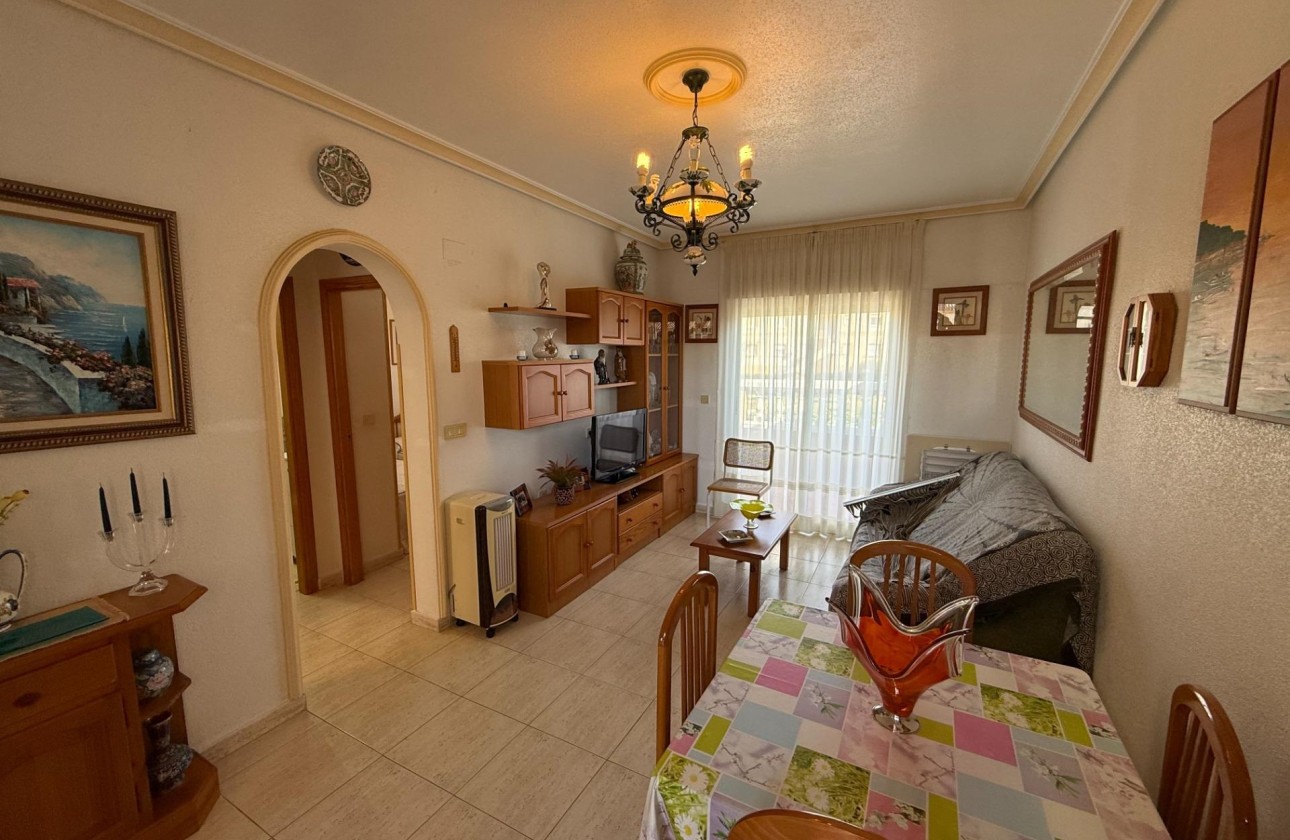Sale - Apartment Flat -
Torrevieja - Aguas Nuevas