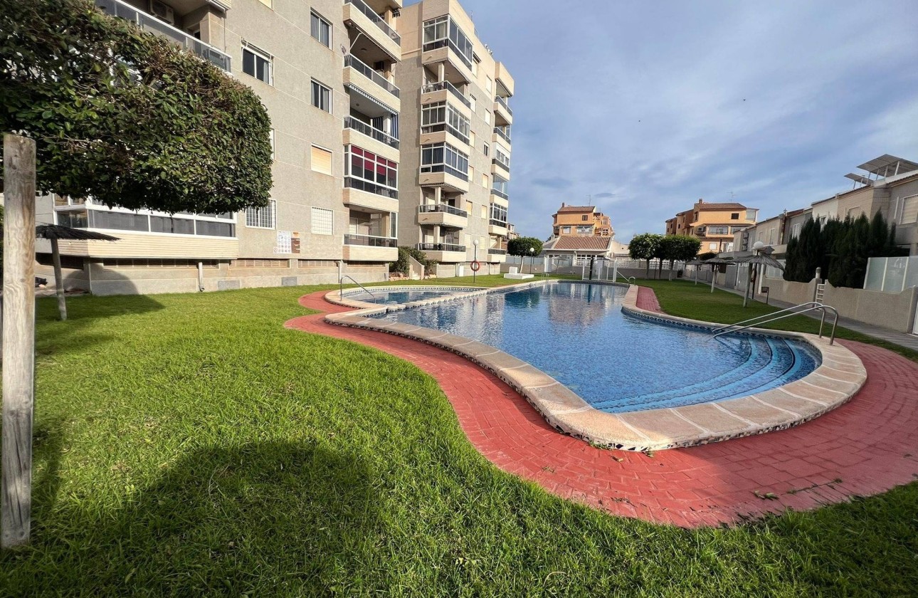 Sale - Apartment Flat -
Torrevieja - Aguas Nuevas