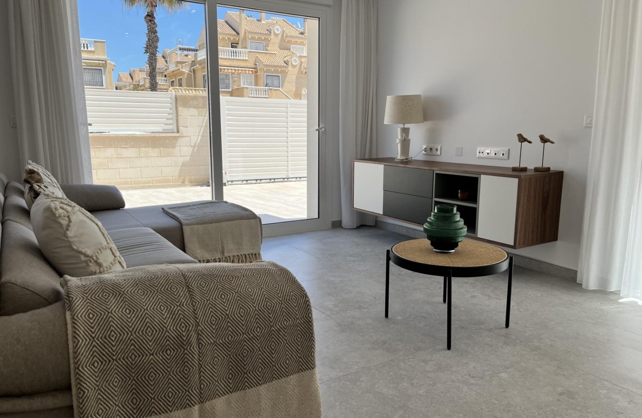Sale - Apartment Flat -
Torrevieja - Aguas Nuevas