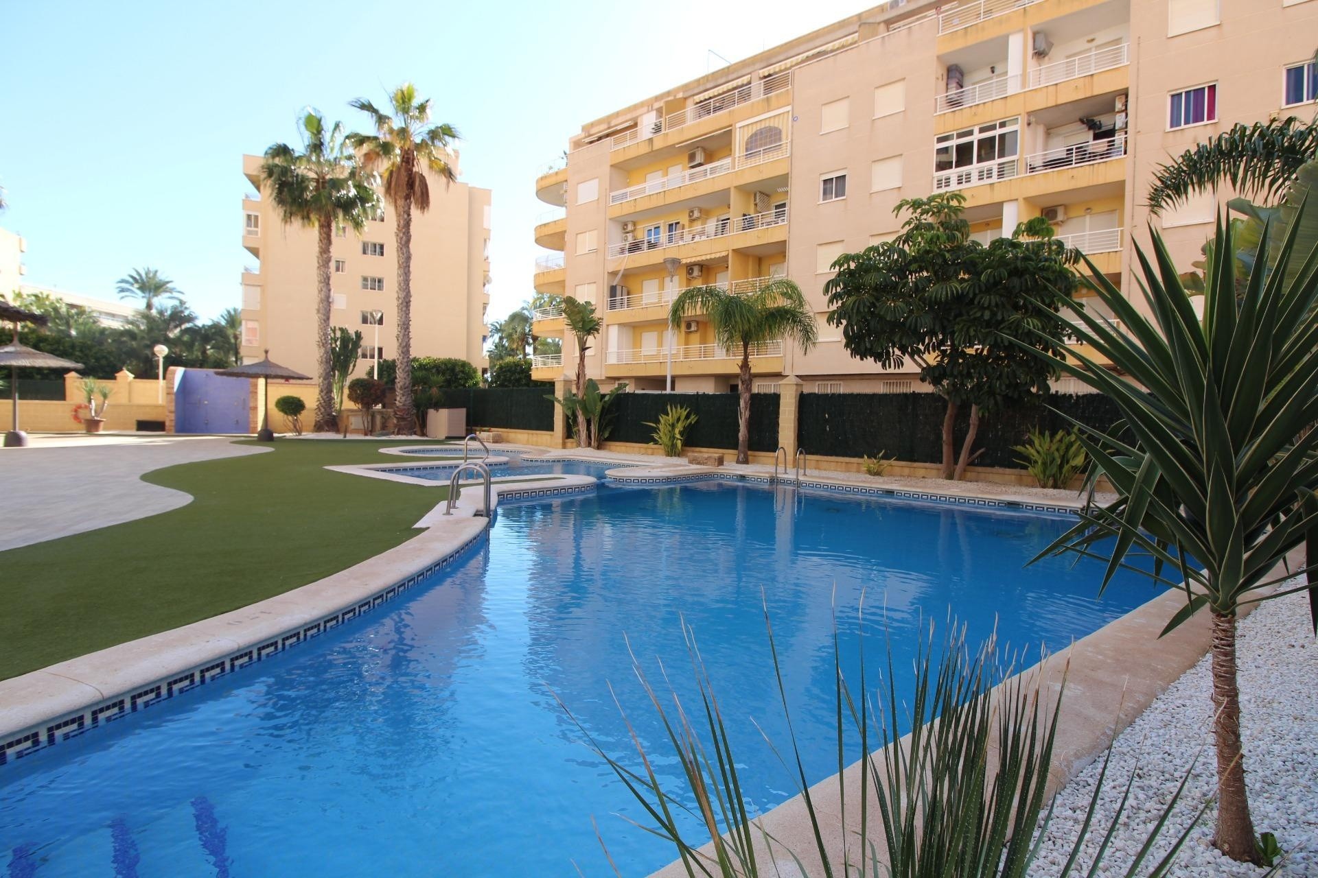 Sale - Apartment Flat -
Torrevieja - Aldea del mar