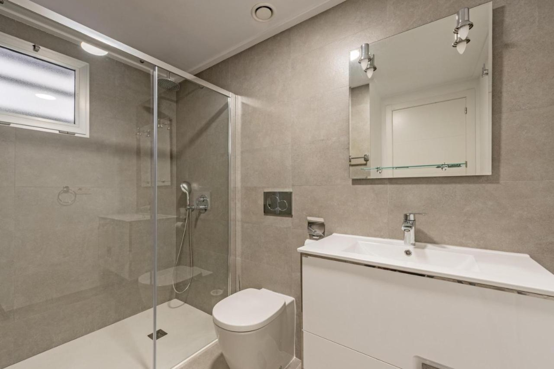 Sale - Apartment Flat -
Torrevieja - Auguas Neuvas