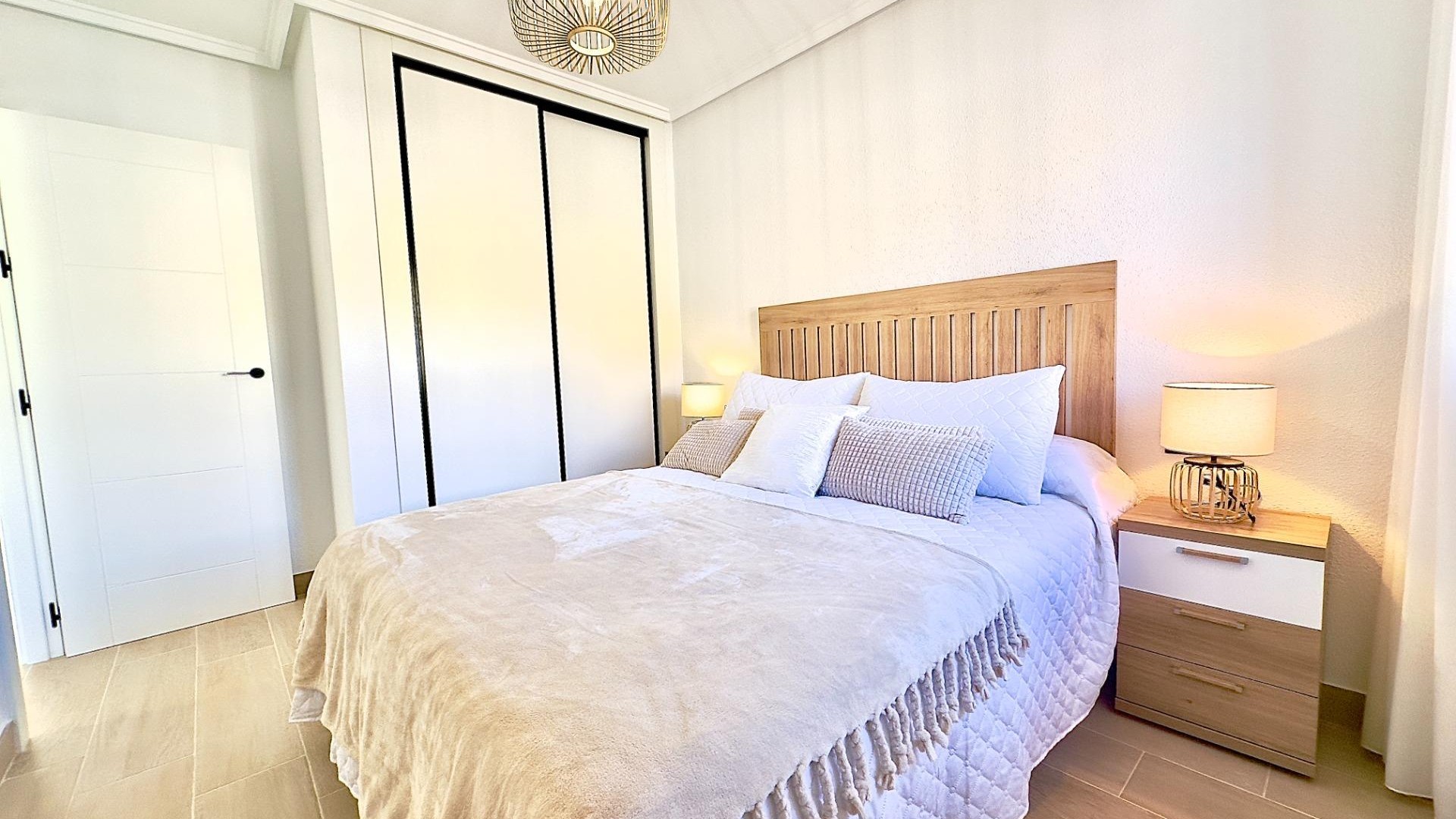 Sale - Apartment Flat -
Torrevieja - Cabo cervera