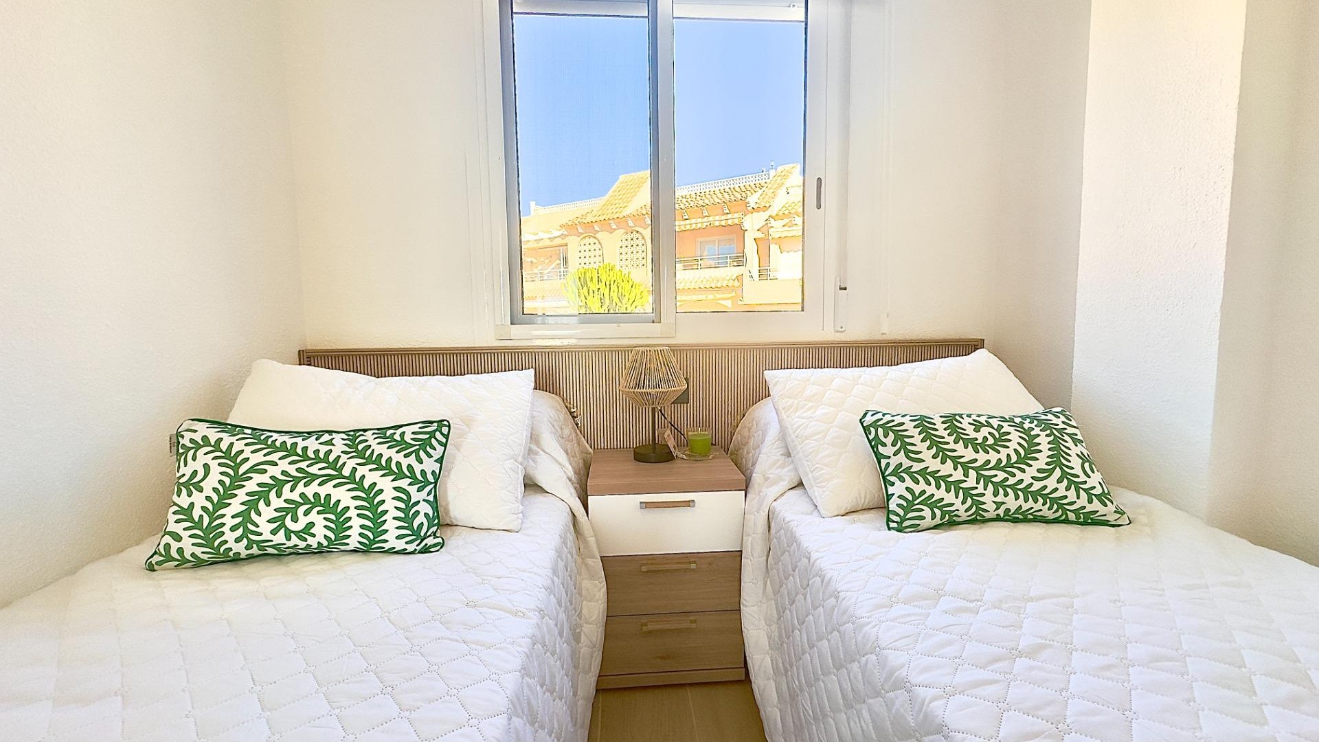 Sale - Apartment Flat -
Torrevieja - Cabo cervera