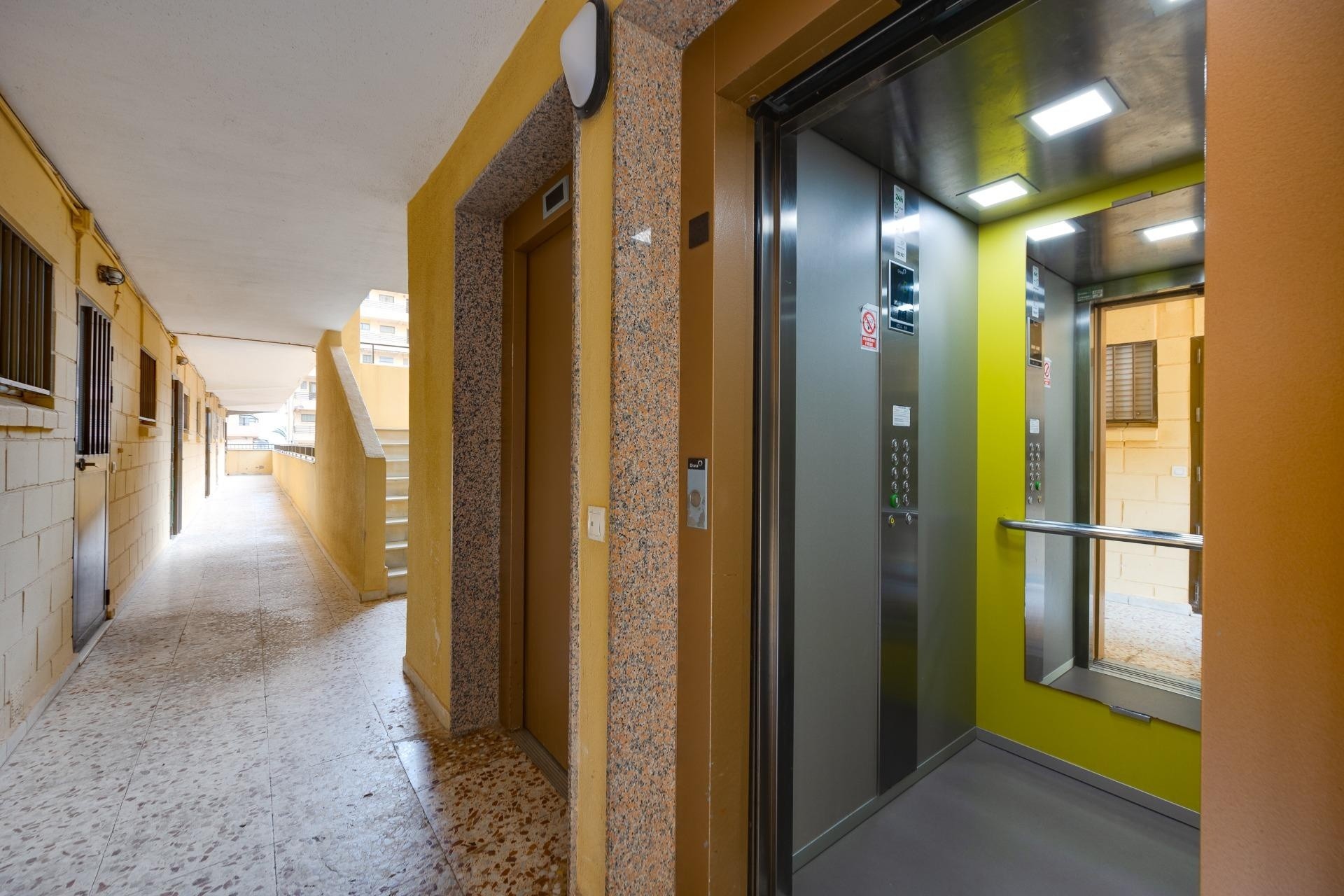 Sale - Apartment Flat -
Torrevieja - Cabo cervera