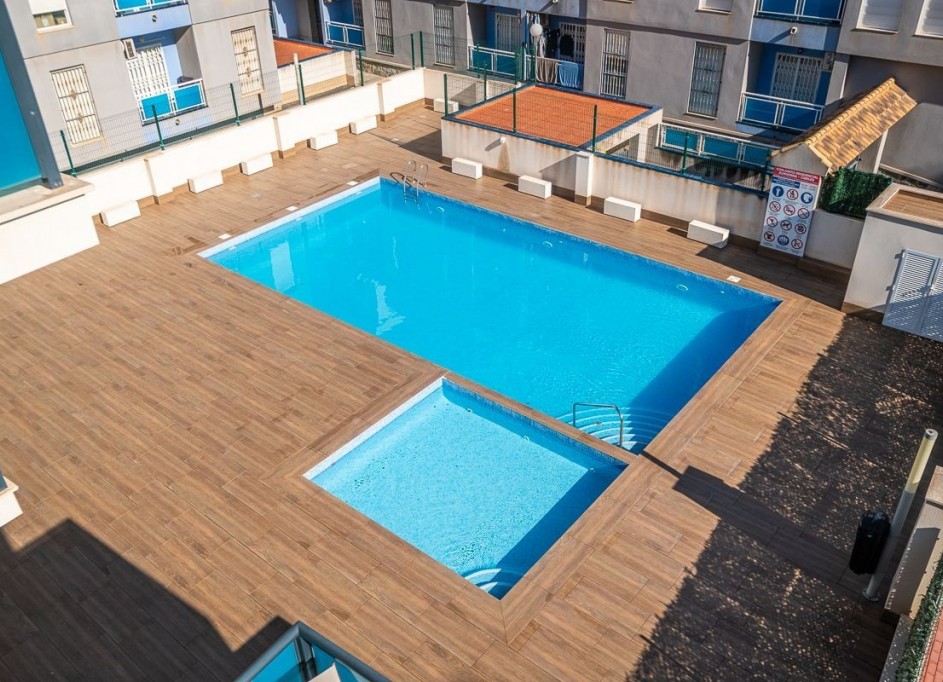 Sale - Apartment Flat -
Torrevieja - Calas Blancas