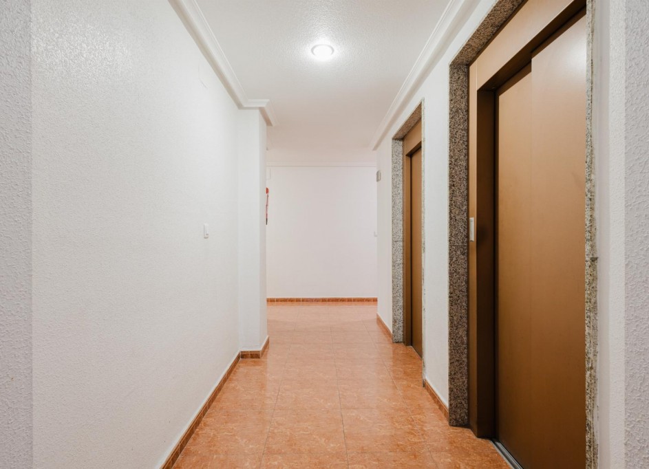 Sale - Apartment Flat -
Torrevieja - Center