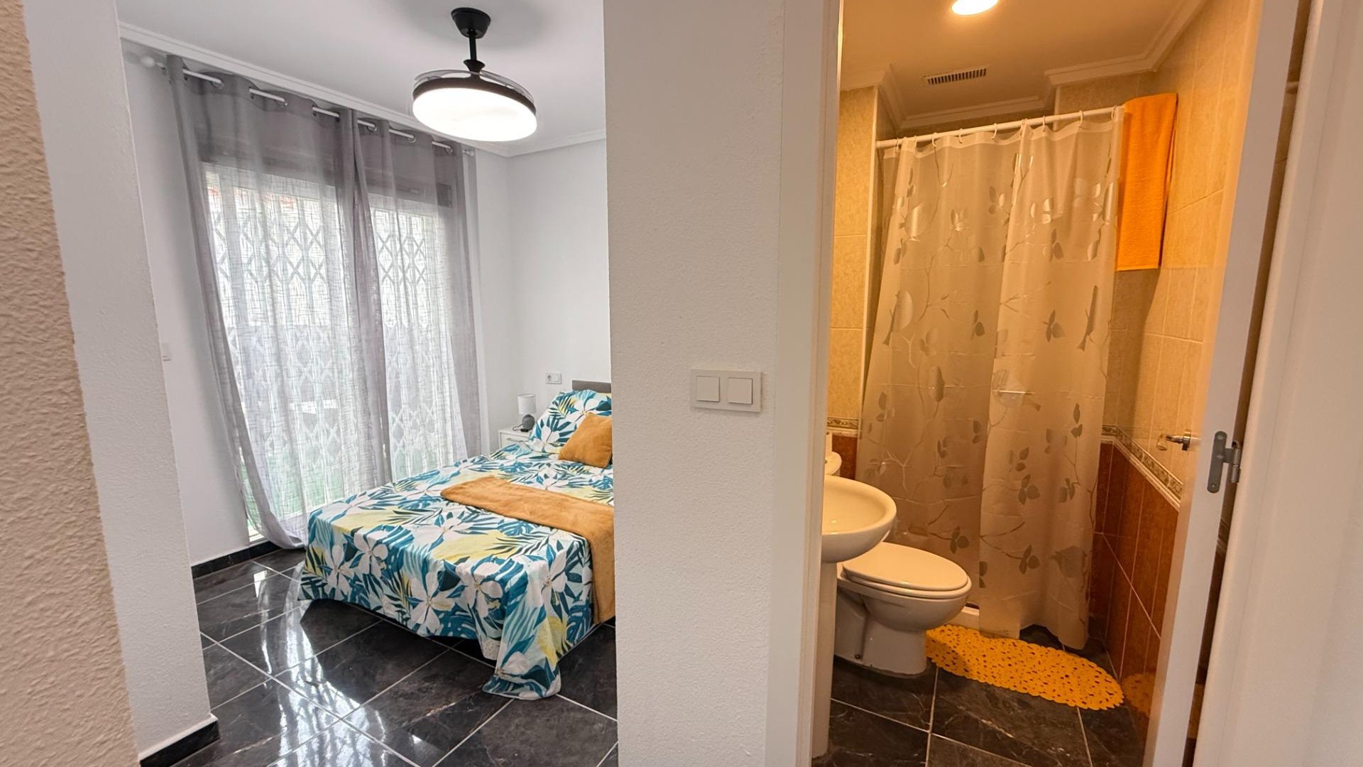 Sale - Apartment Flat -
Torrevieja - Center