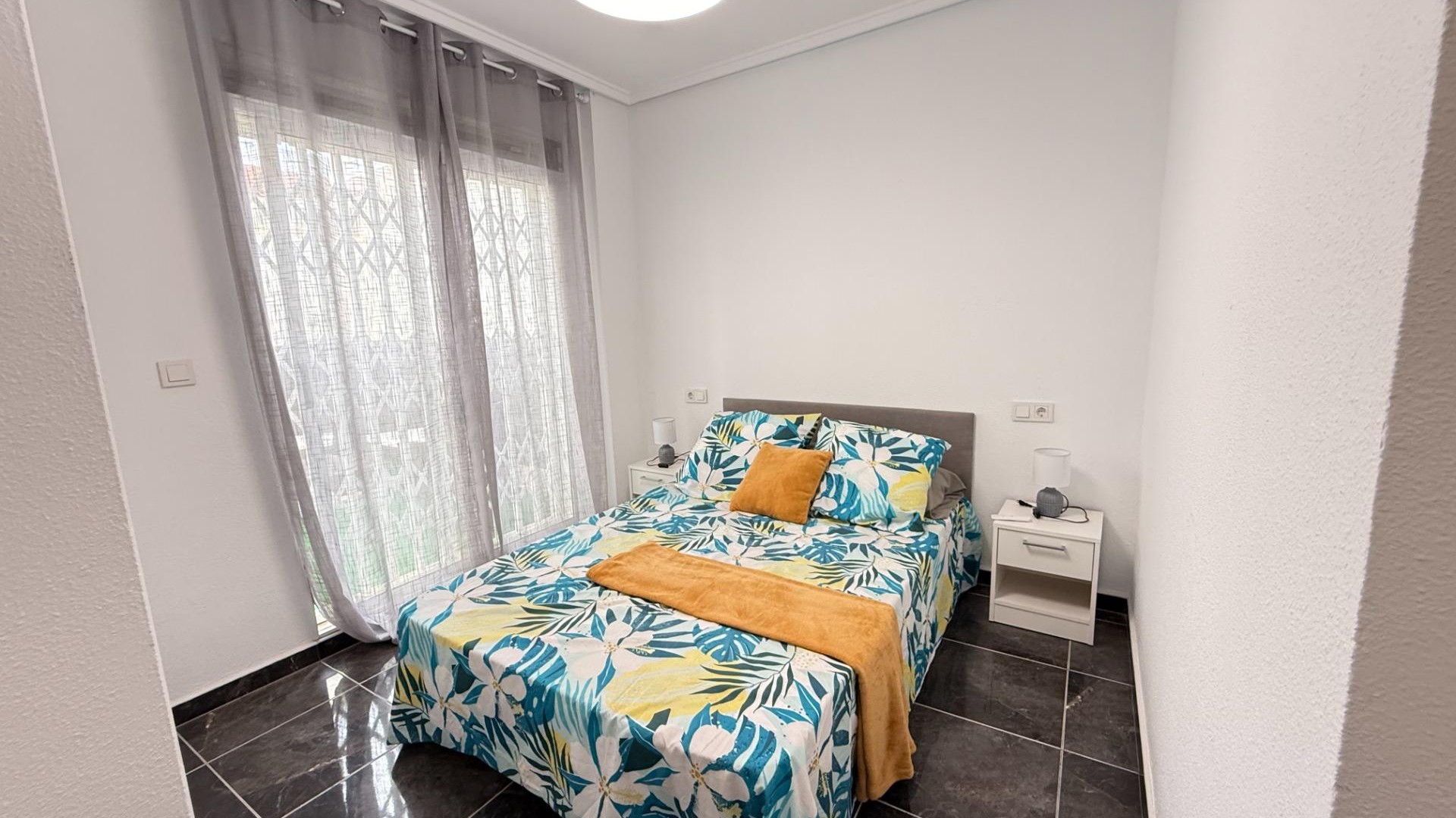 Sale - Apartment Flat -
Torrevieja - Center