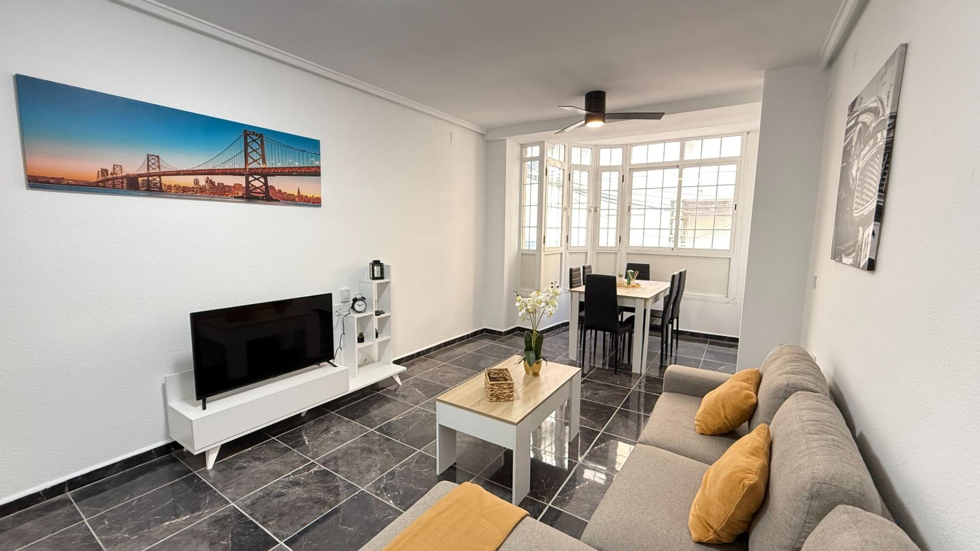 Sale - Apartment Flat -
Torrevieja - Center