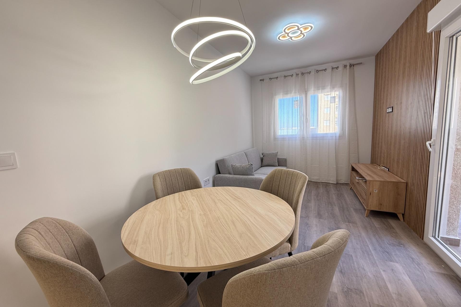 Sale - Apartment Flat -
Torrevieja - Center