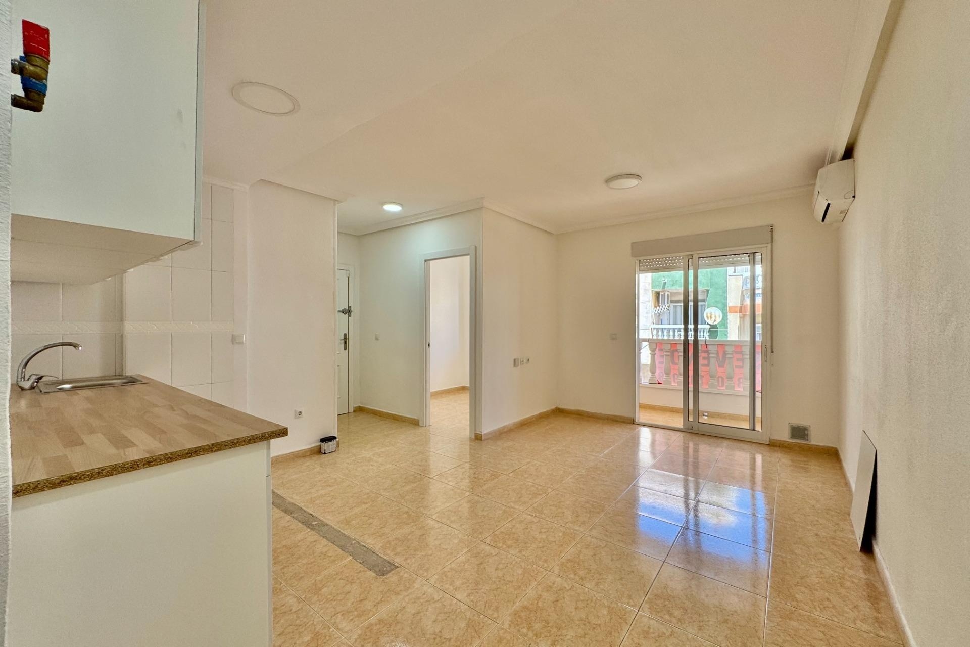 Sale - Apartment Flat -
Torrevieja - Center