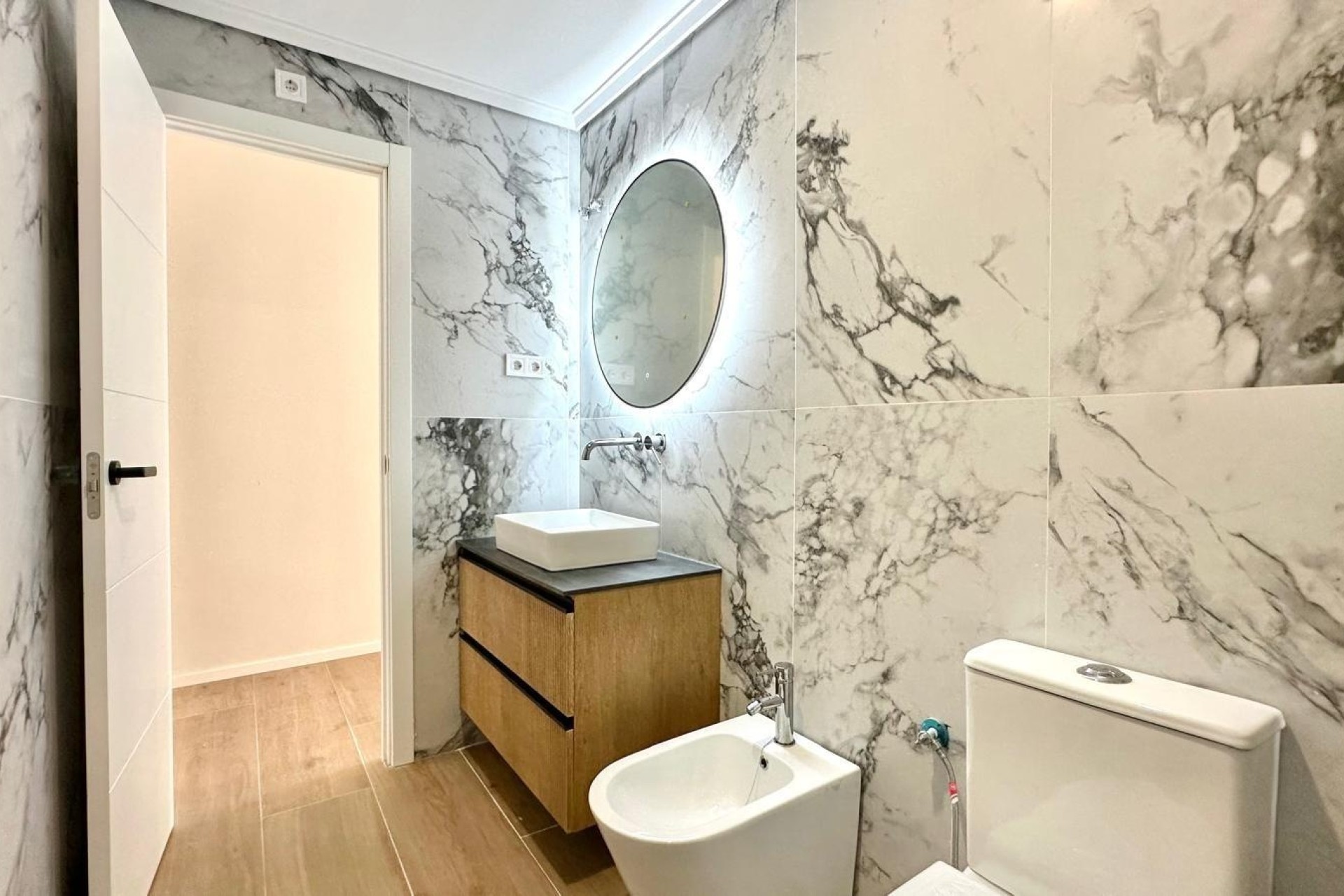 Sale - Apartment Flat -
Torrevieja - Center