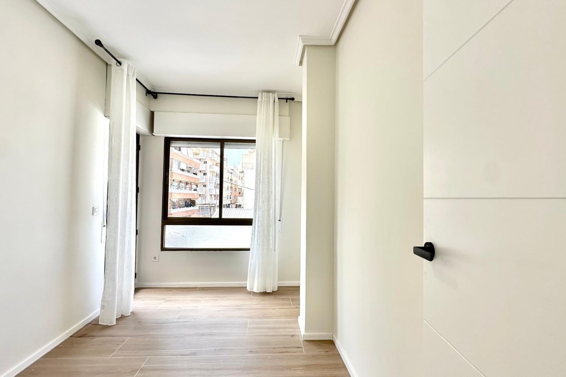 Sale - Apartment Flat -
Torrevieja - Center