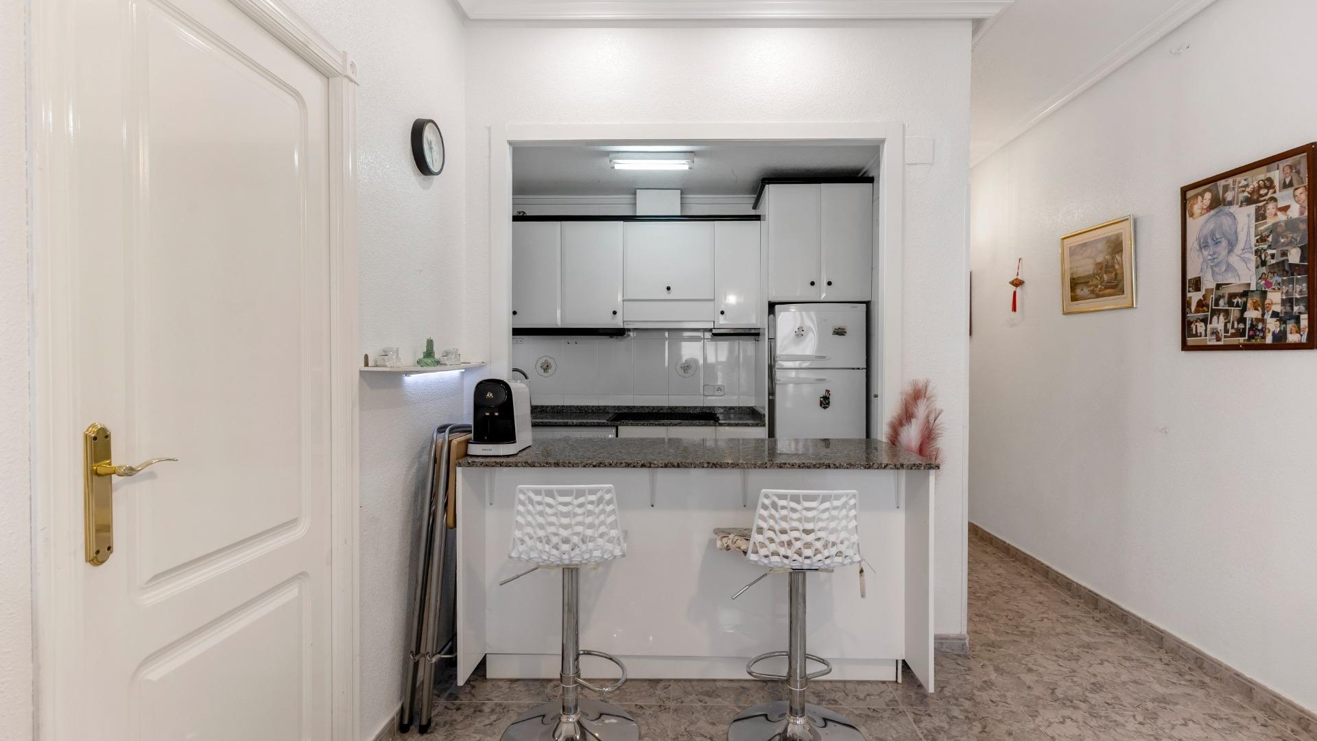 Sale - Apartment Flat -
Torrevieja - Centro - Muelle Pesquero