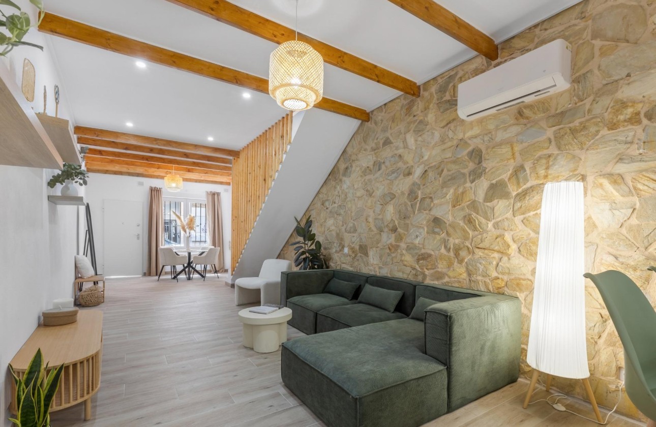 Sale - Apartment Flat -
Torrevieja - Centro - Muelle Pesquero