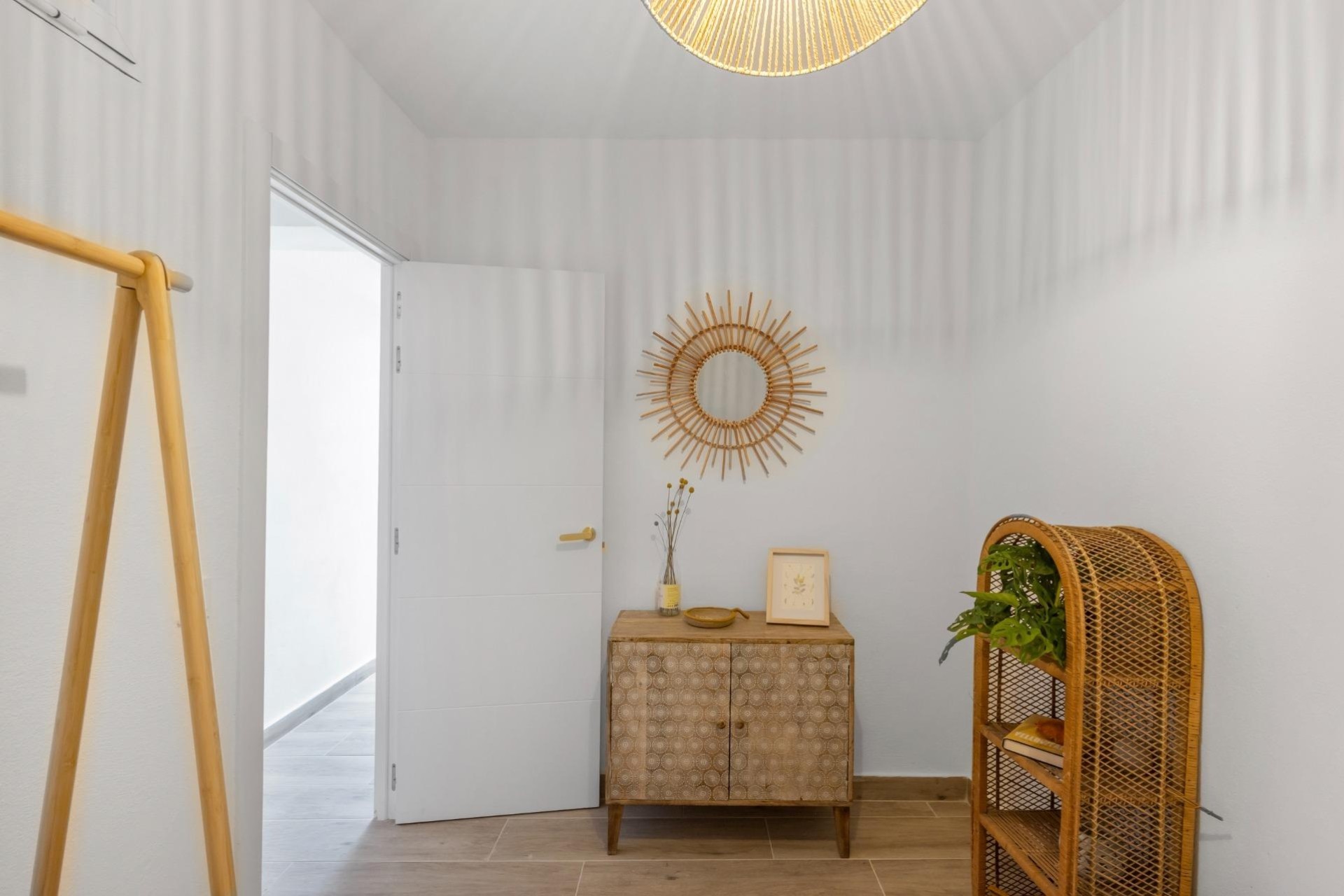 Sale - Apartment Flat -
Torrevieja - Centro - Muelle Pesquero