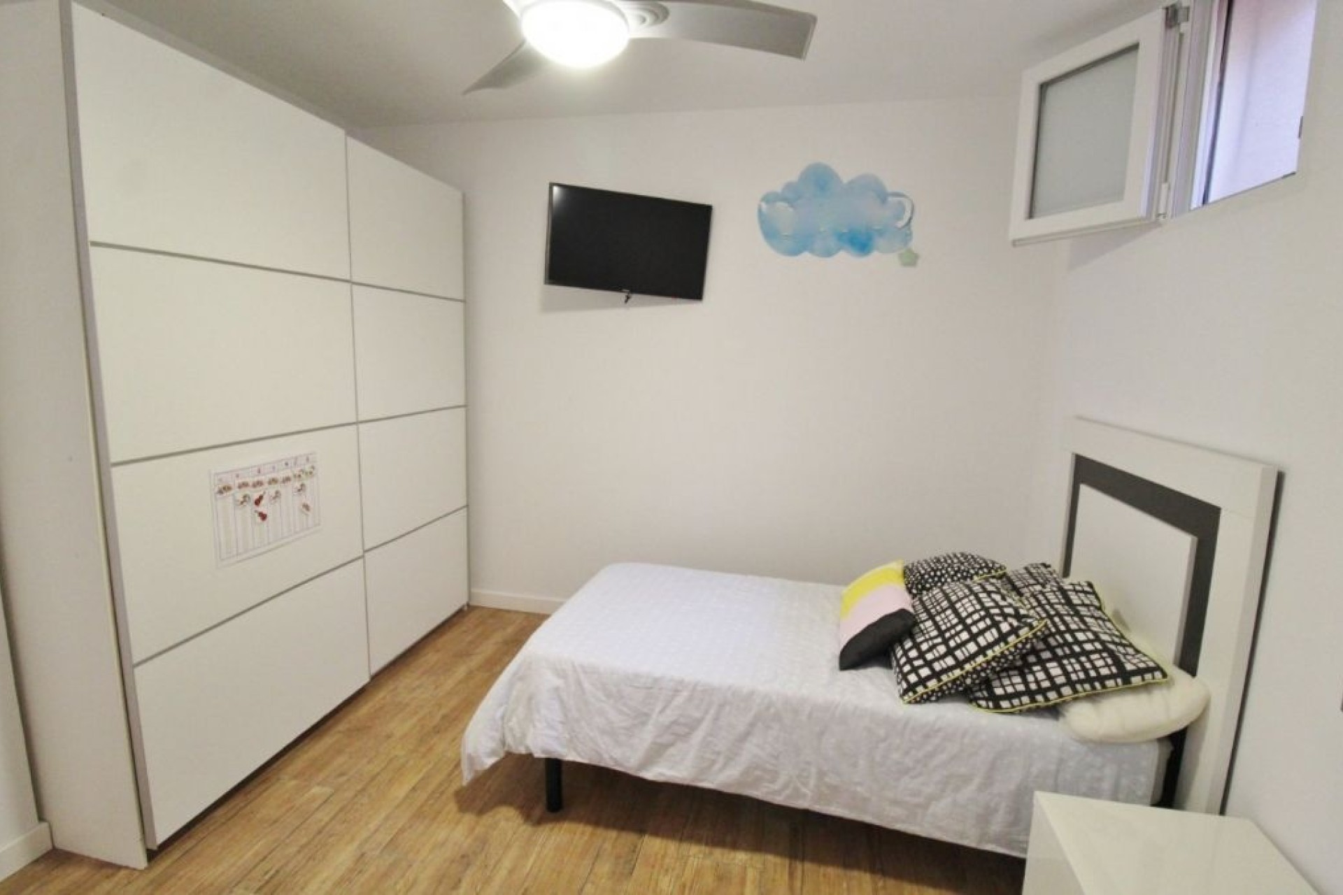 Sale - Apartment Flat -
Torrevieja - Centro - Muelle Pesquero