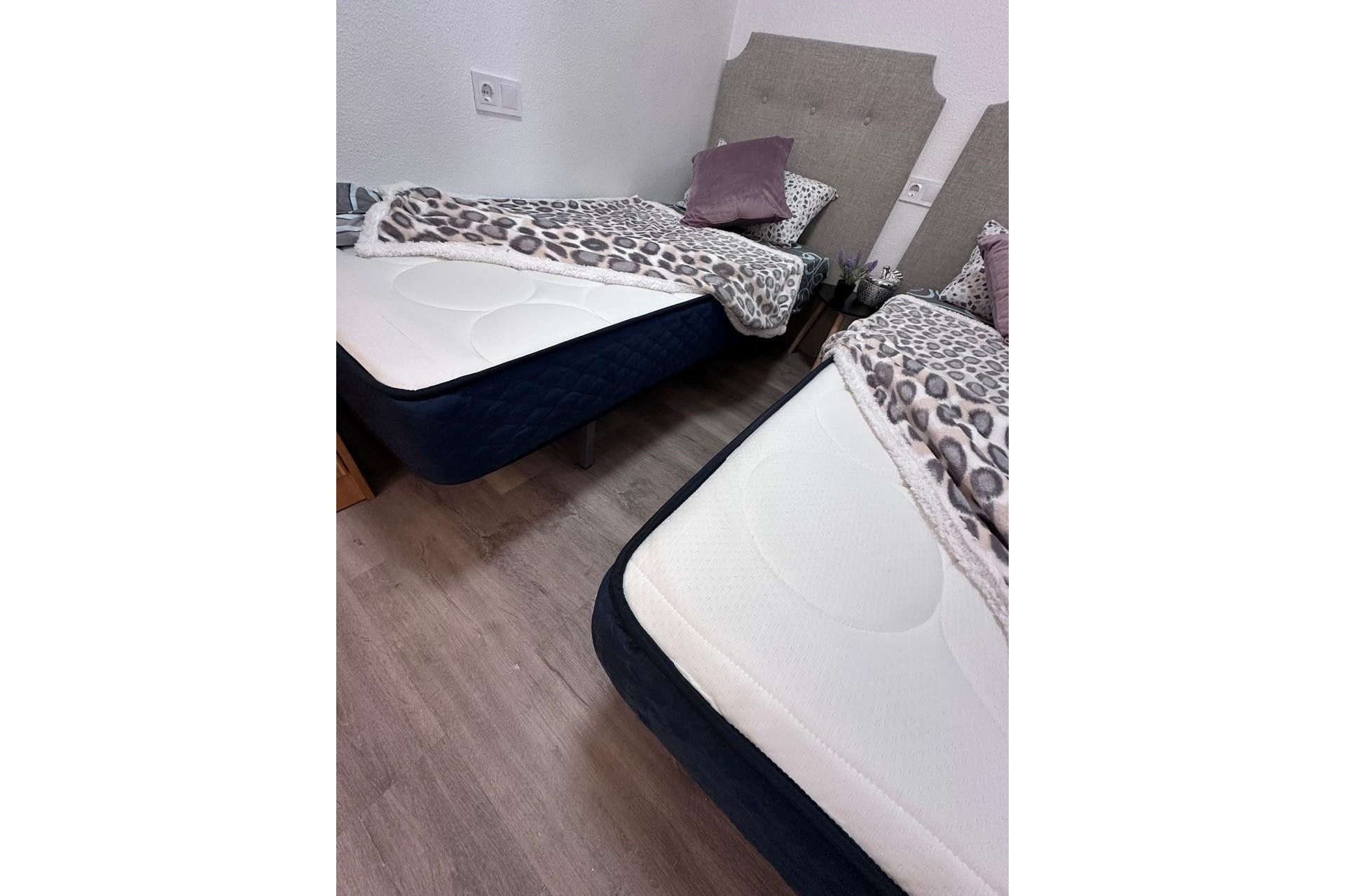 Sale - Apartment Flat -
Torrevieja - Centro - Muelle Pesquero