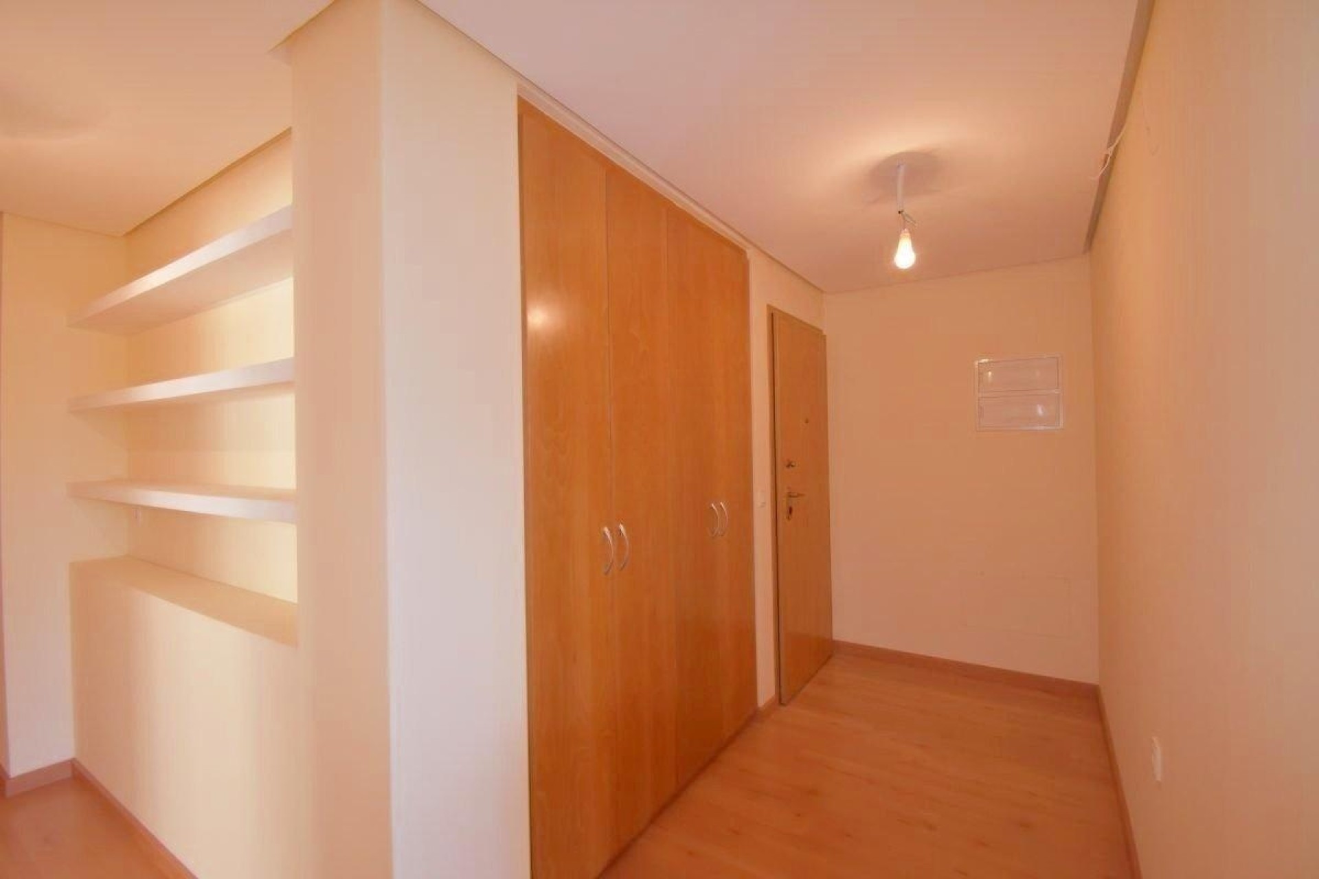 Sale - Apartment Flat -
Torrevieja - Centro - Muelle Pesquero