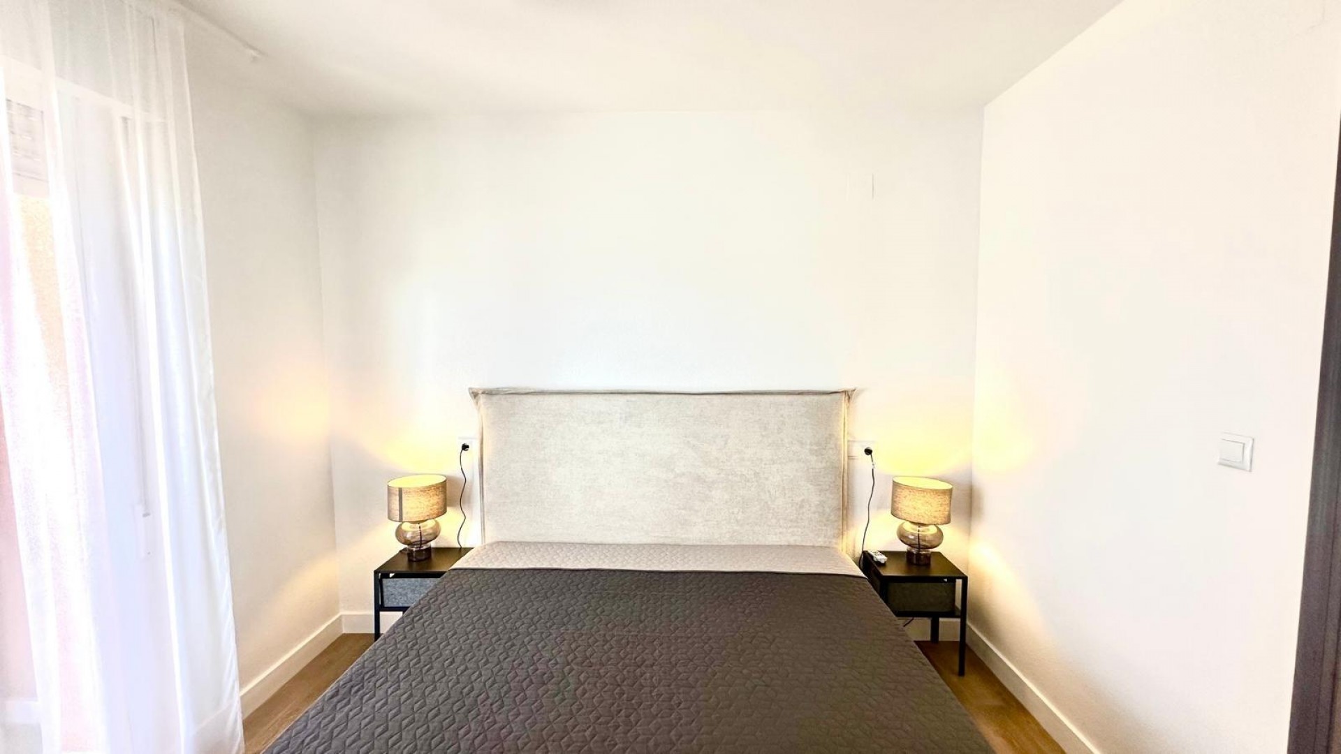 Sale - Apartment Flat -
Torrevieja - Centro