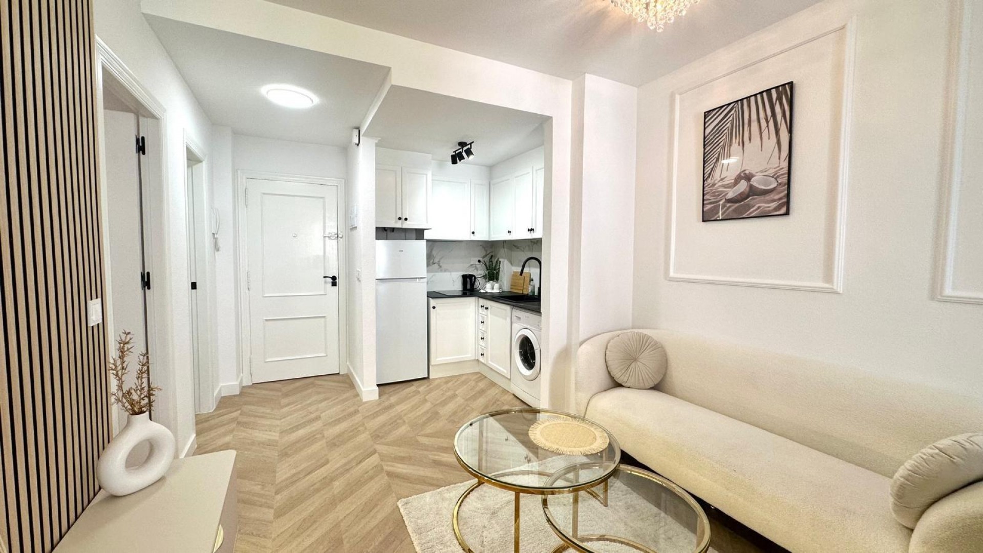 Sale - Apartment Flat -
Torrevieja - Centro