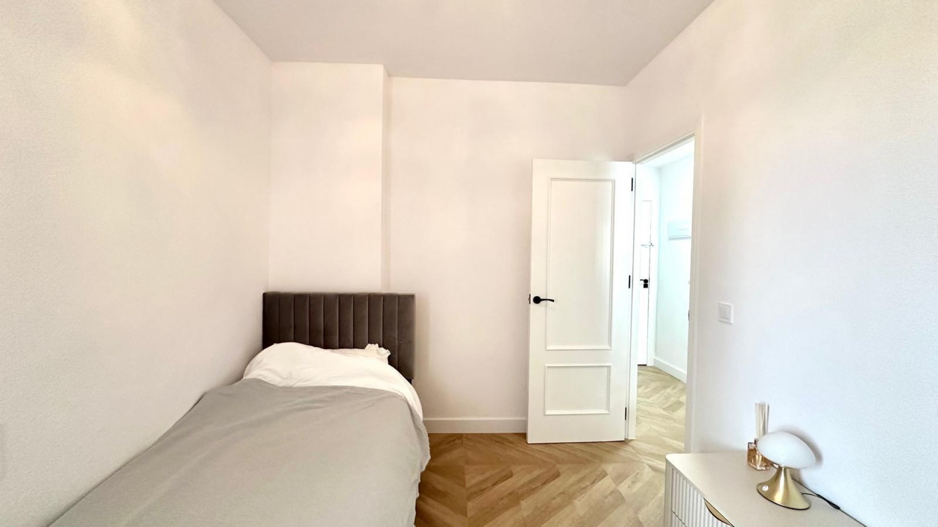 Sale - Apartment Flat -
Torrevieja - Centro