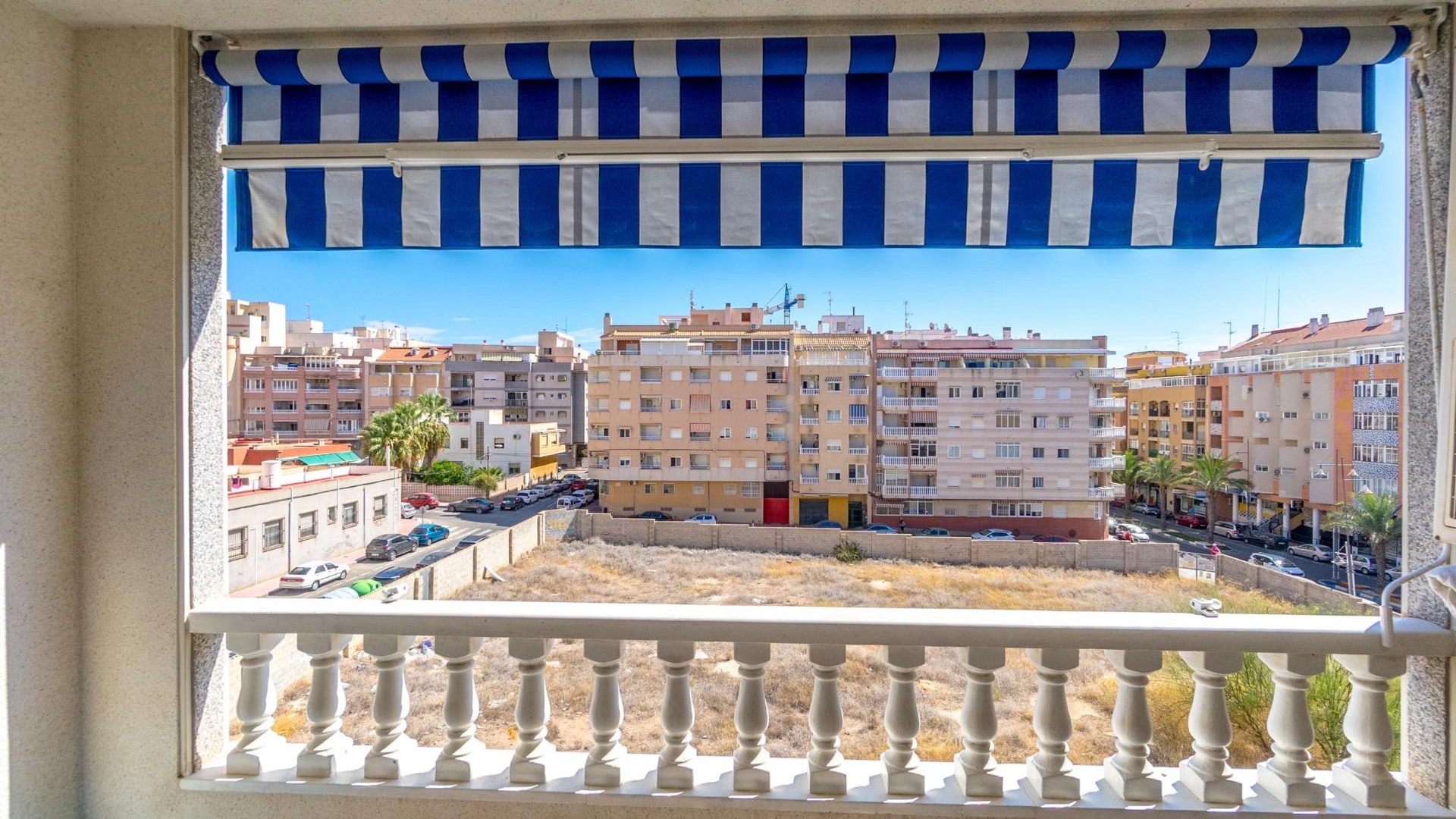 Sale - Apartment Flat -
Torrevieja - Centro