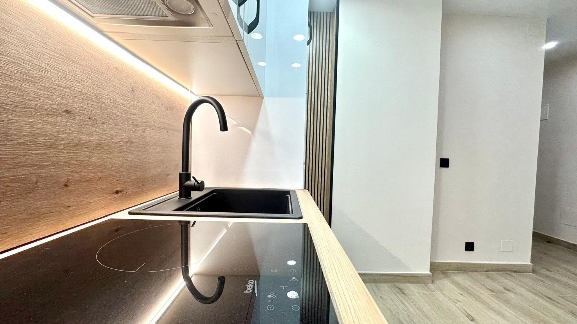 Sale - Apartment Flat -
Torrevieja - Centro