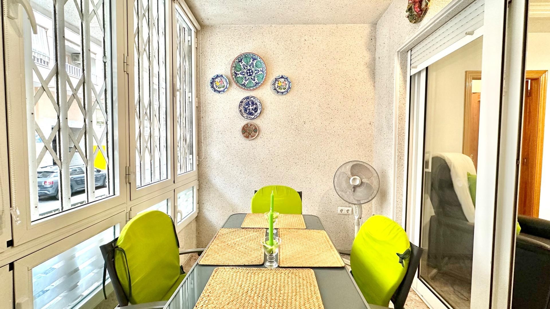 Sale - Apartment Flat -
Torrevieja - Centro