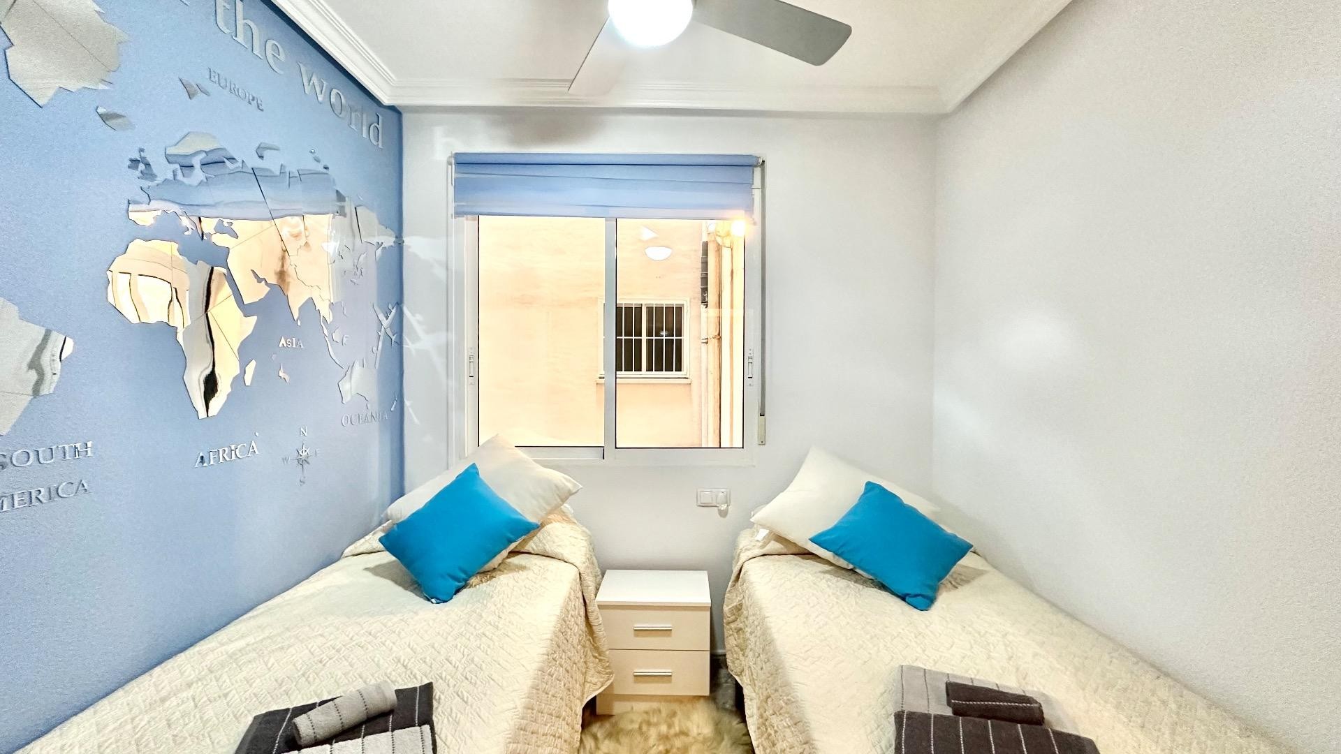 Sale - Apartment Flat -
Torrevieja - Centro