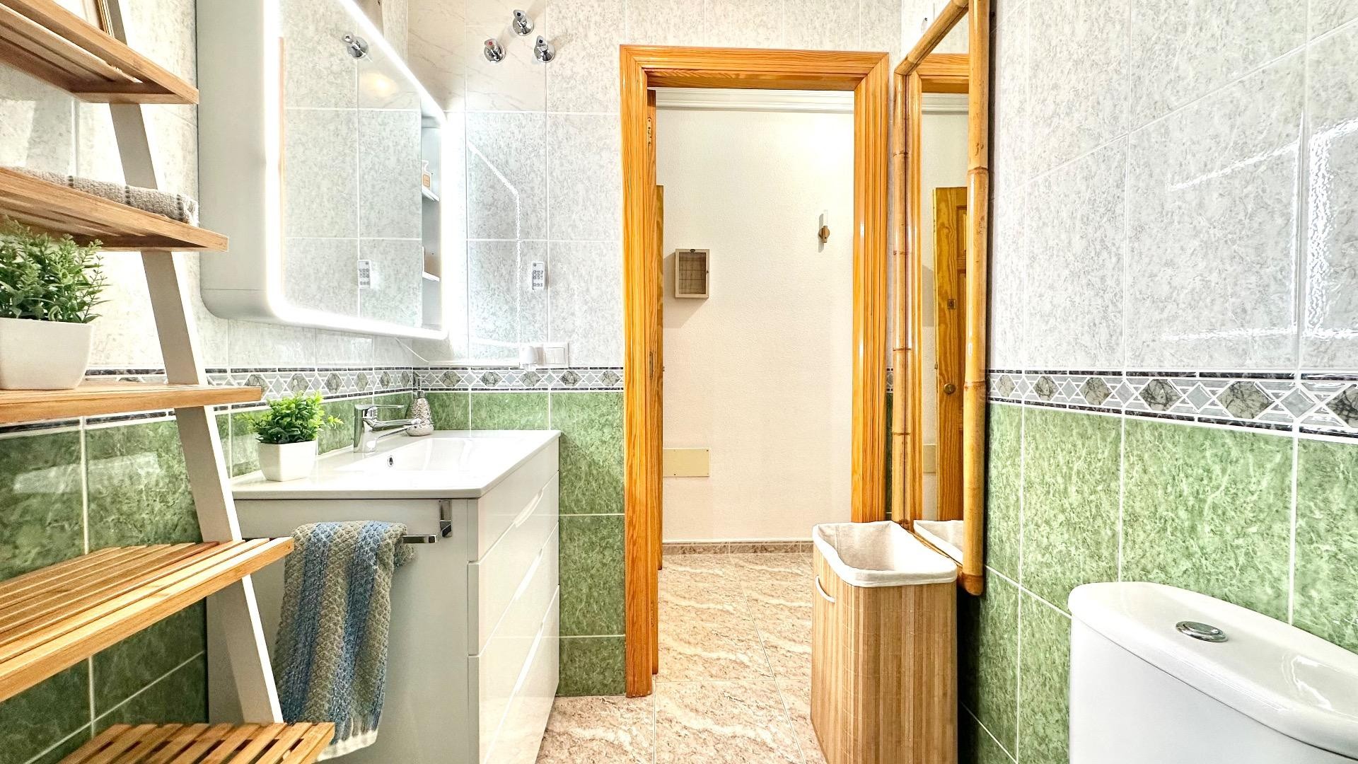 Sale - Apartment Flat -
Torrevieja - Centro