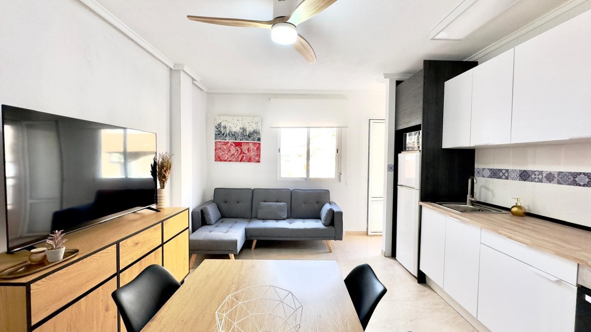 Sale - Apartment Flat -
Torrevieja - Centro