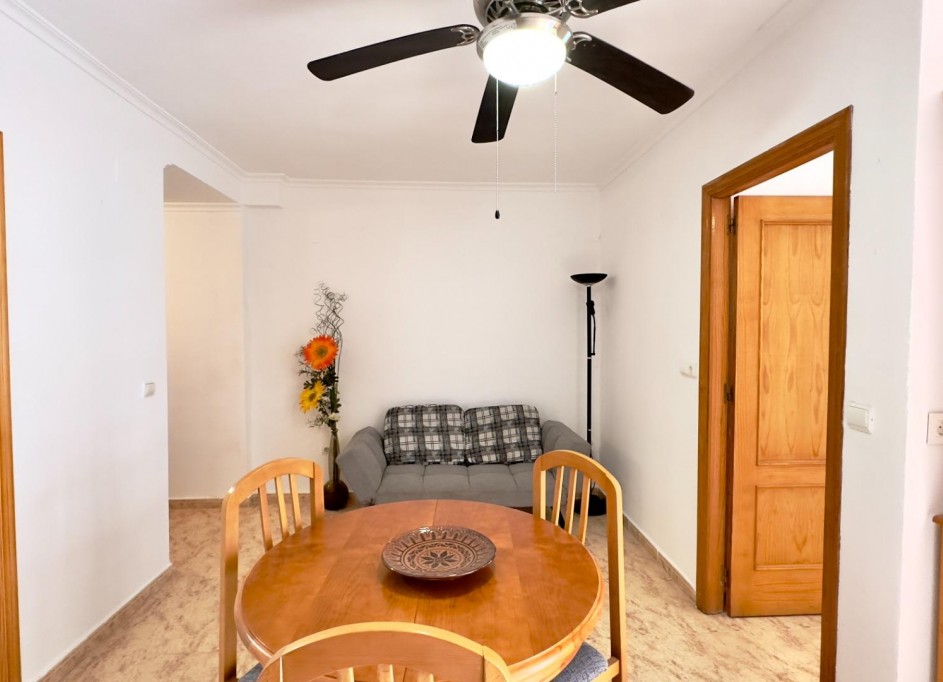 Sale - Apartment Flat -
Torrevieja - Centro