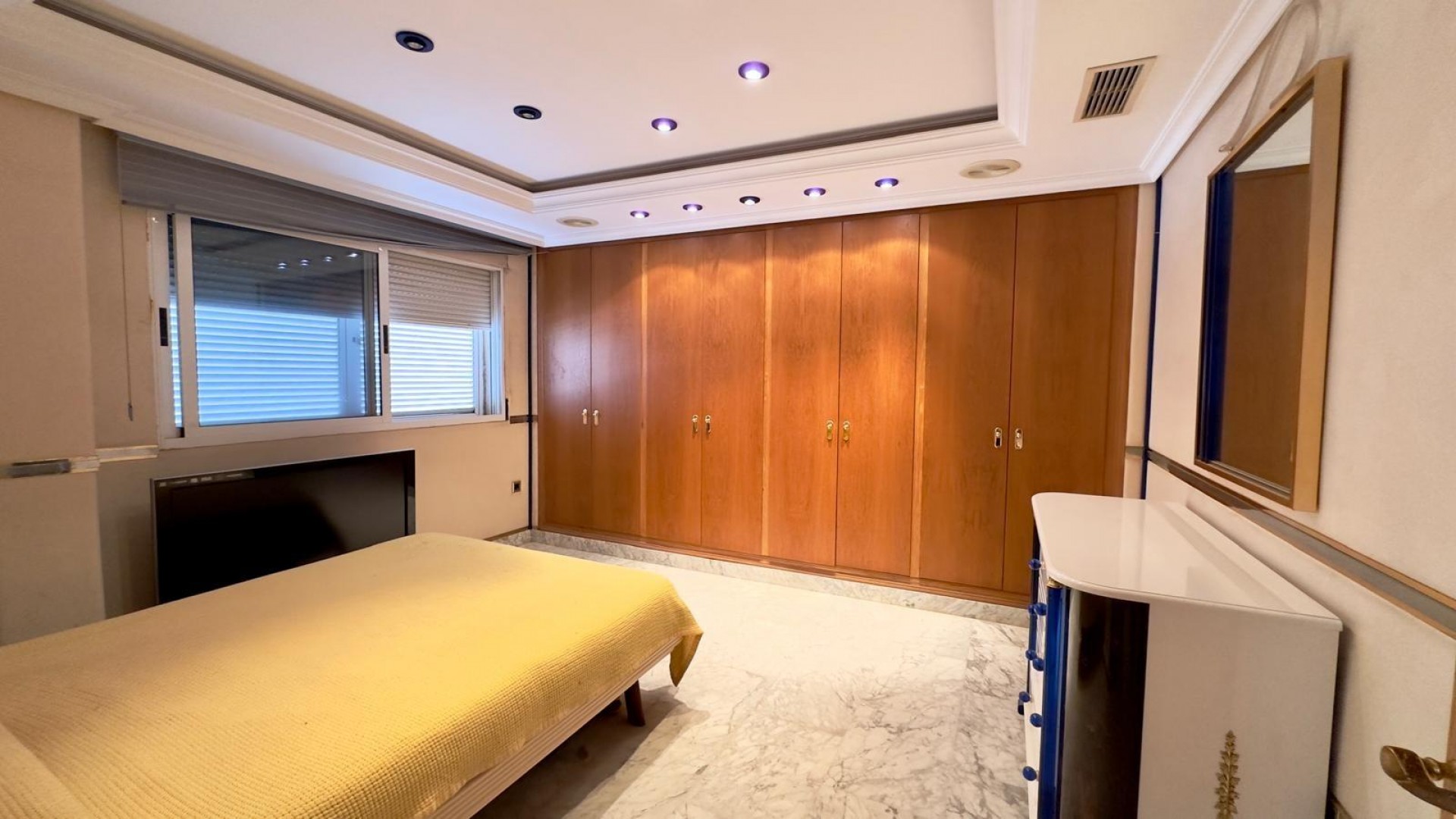 Sale - Apartment Flat -
Torrevieja - Centro