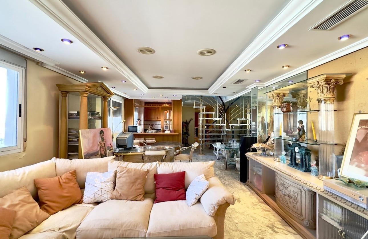 Sale - Apartment Flat -
Torrevieja - Centro