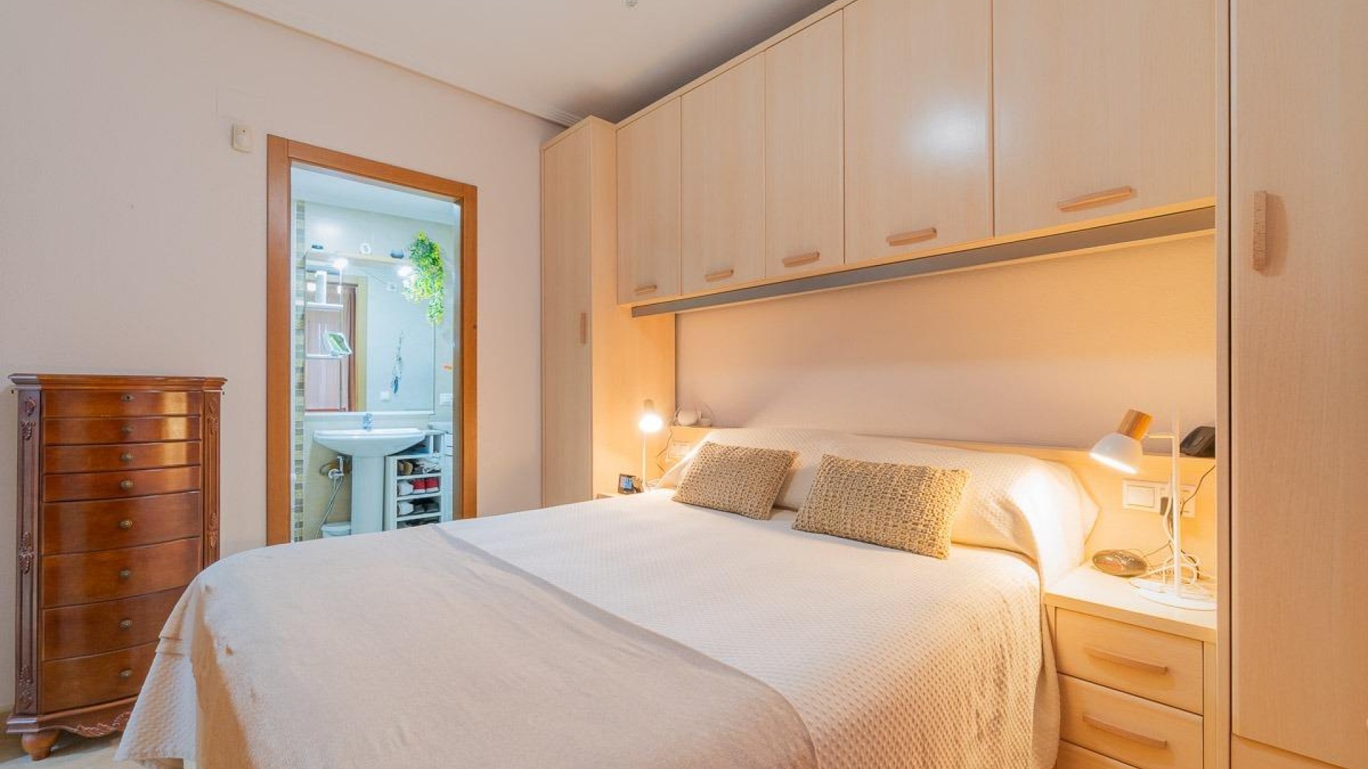 Sale - Apartment Flat -
Torrevieja - Centro