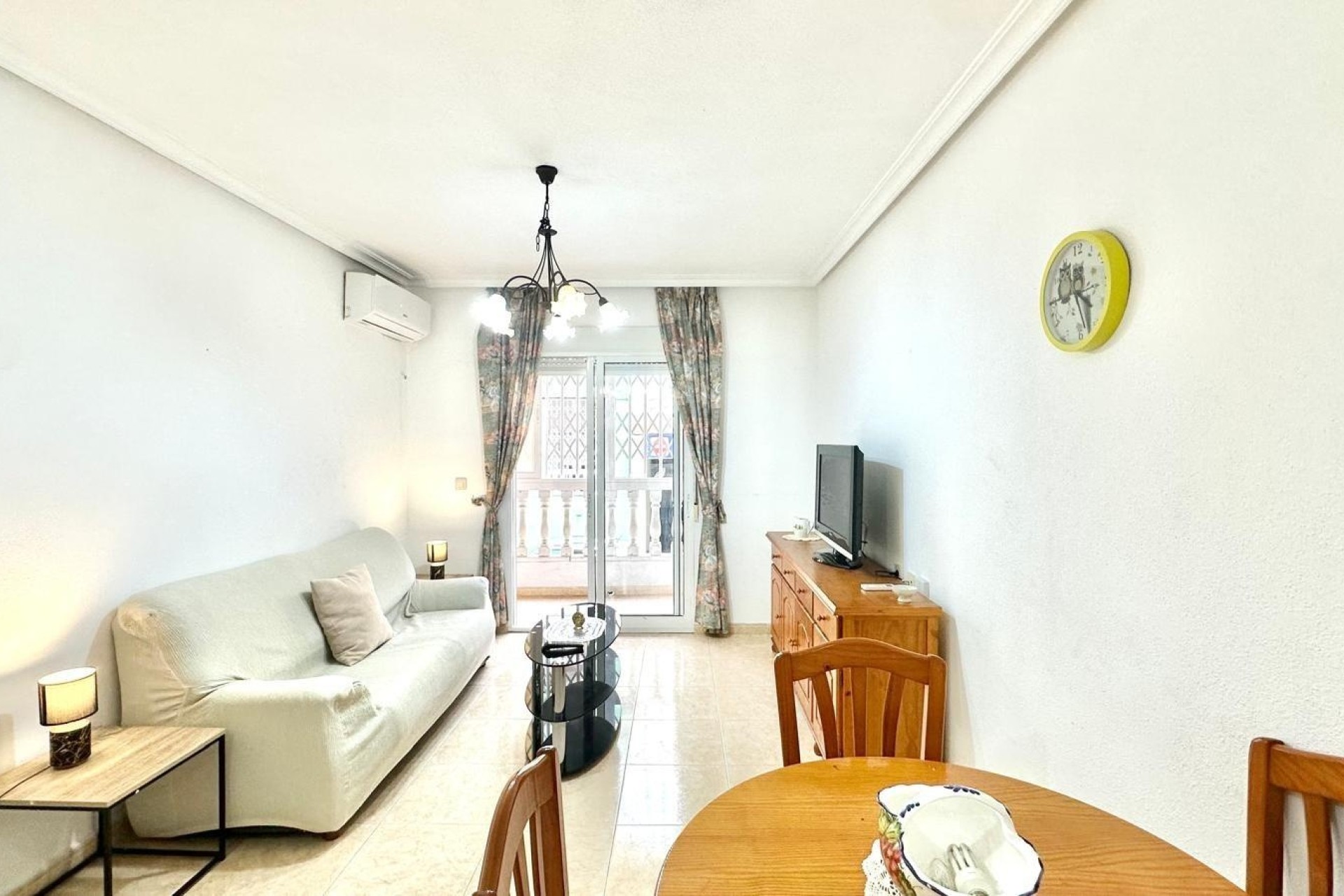 Sale - Apartment Flat -
Torrevieja - Centro