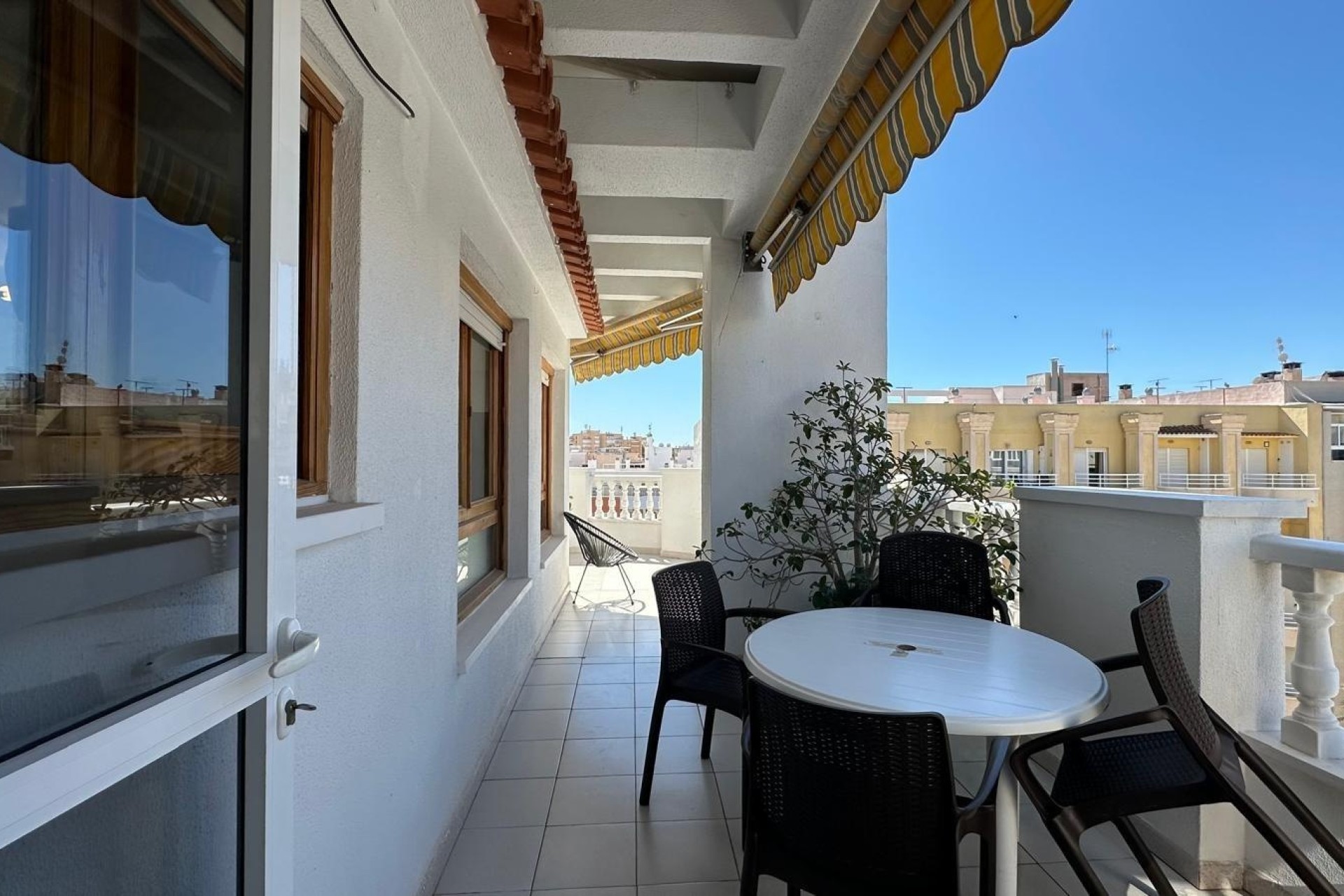 Sale - Apartment Flat -
Torrevieja - Centro