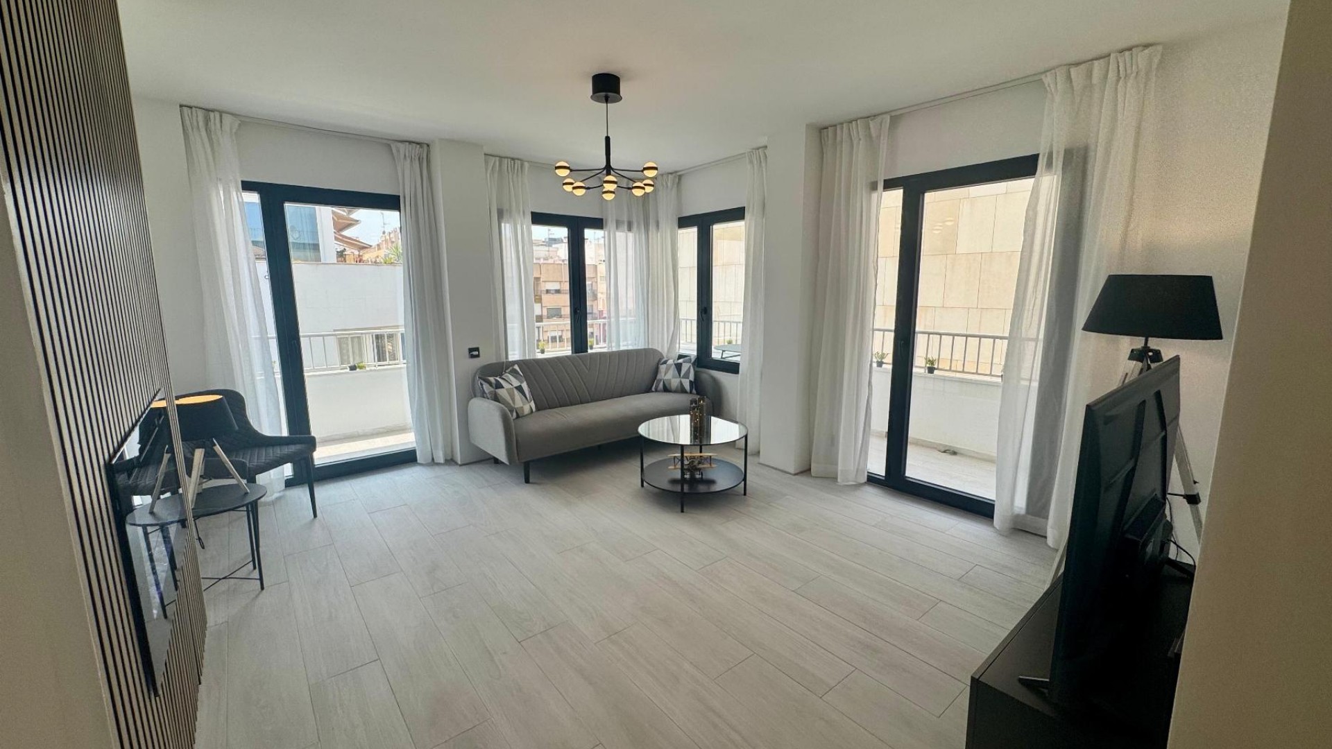 Sale - Apartment Flat -
Torrevieja - CLUB NAUTICO TORREVIEJA