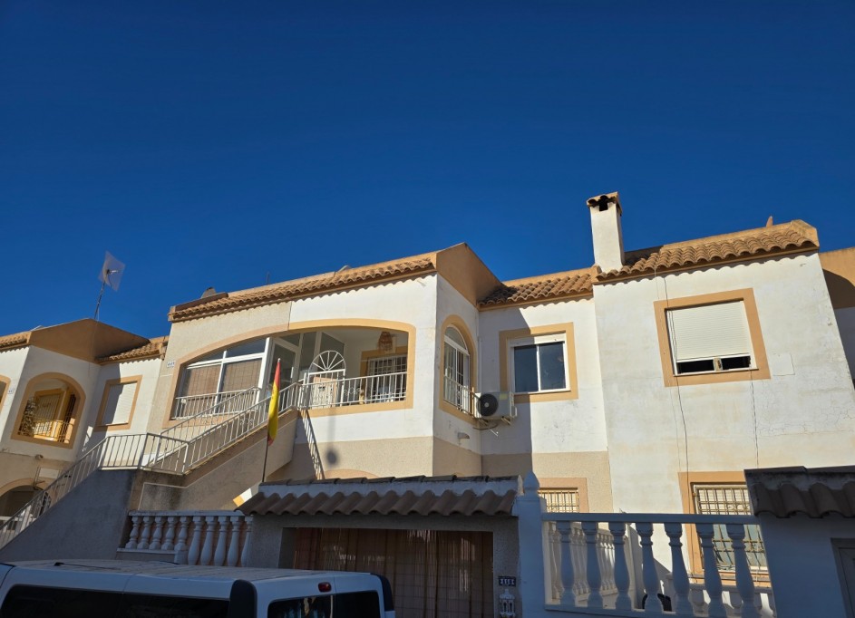 Sale - Apartment Flat -
Torrevieja - El limonar